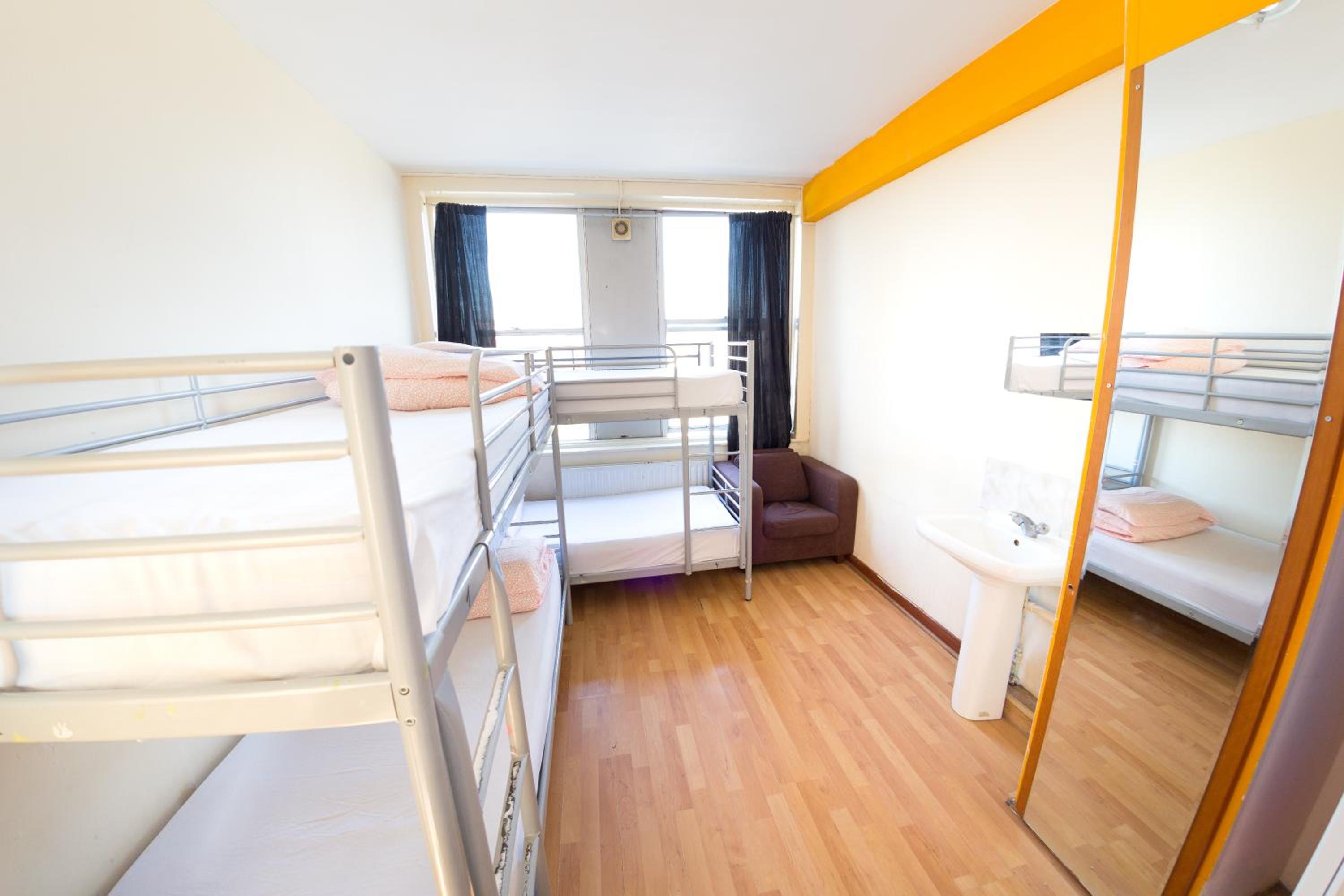 Kensal Green Backpackers 2
