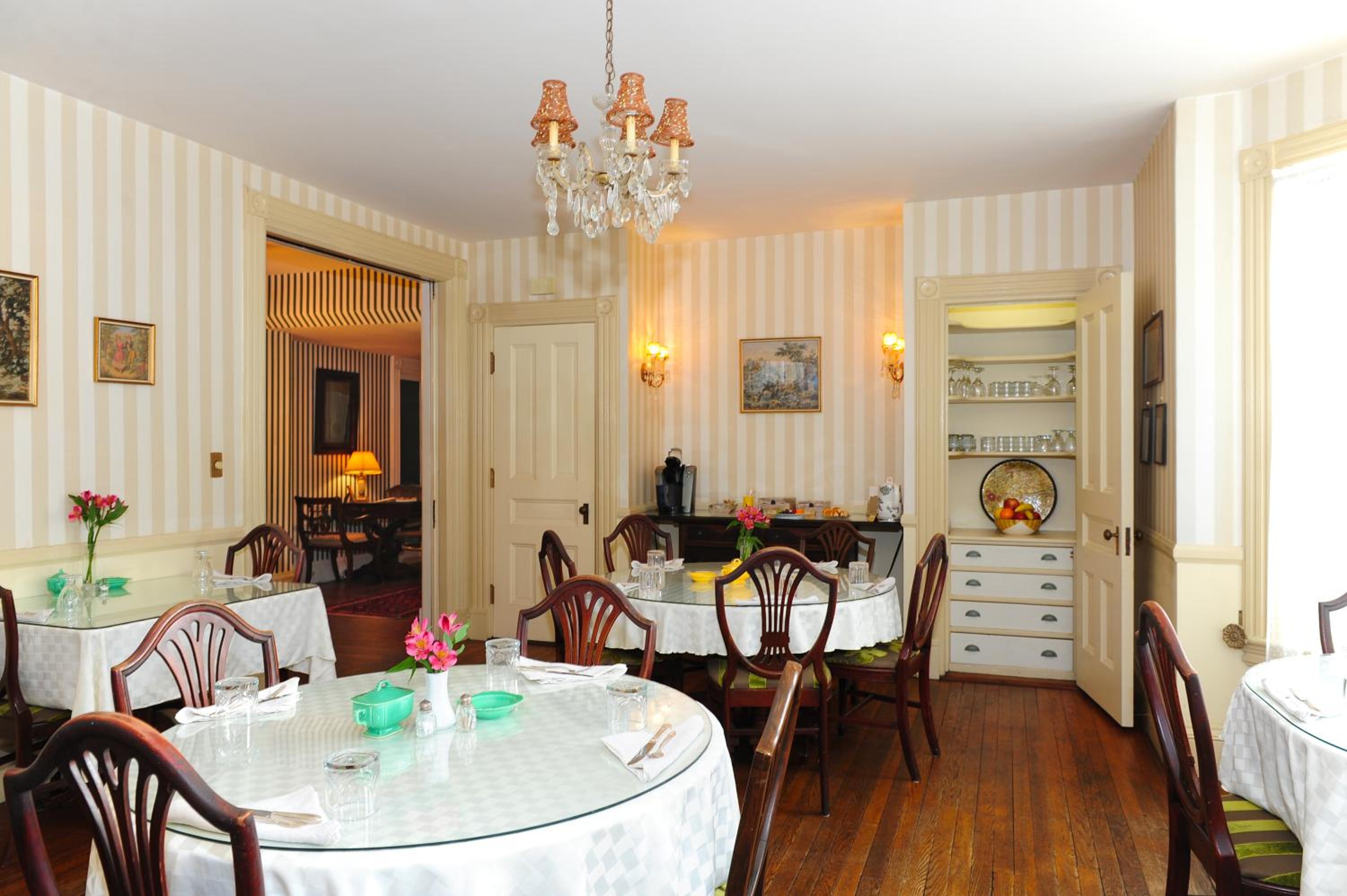 Wainwright Inn