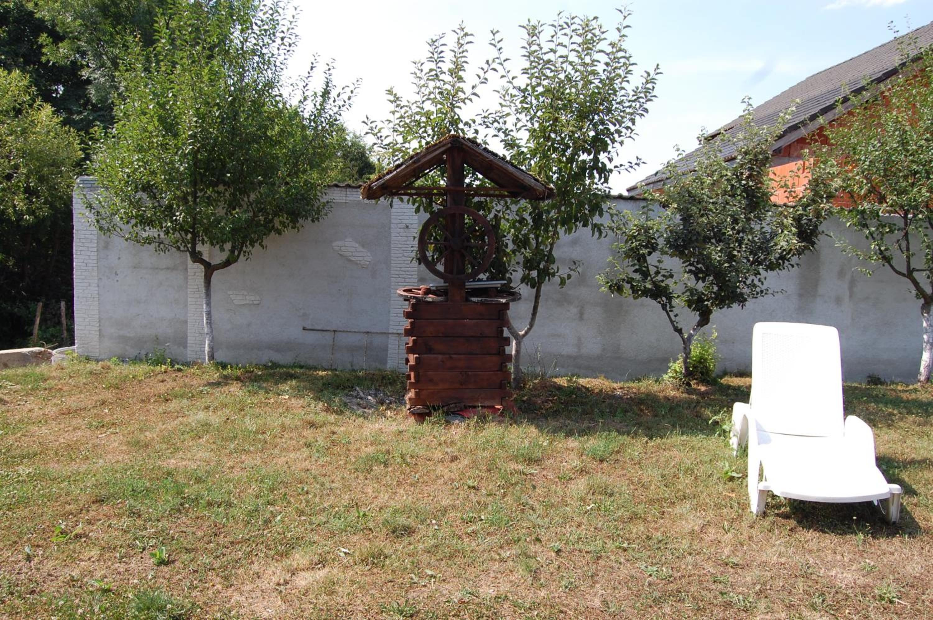 Photo 48