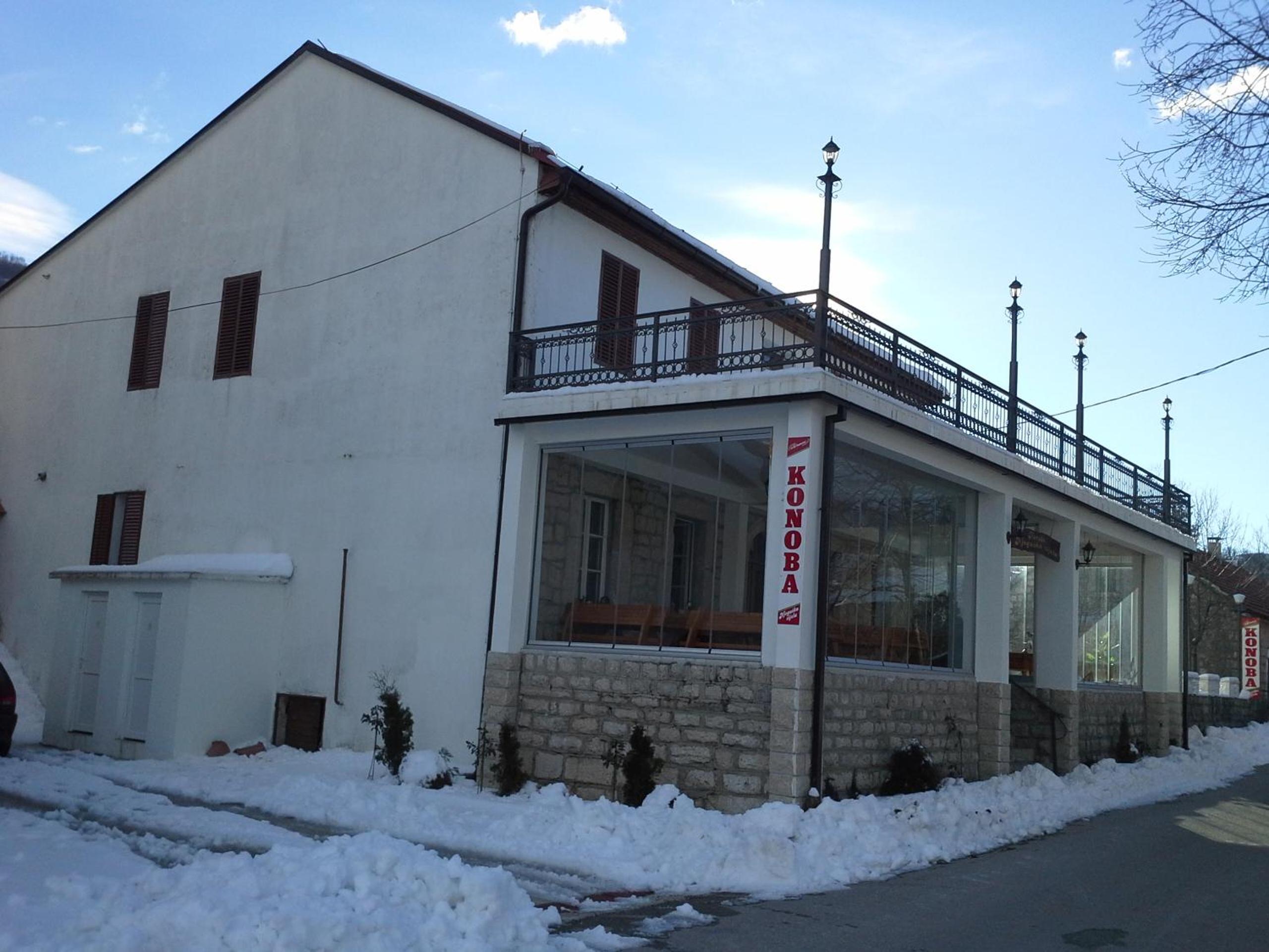BNB Njeguska sijela view 5