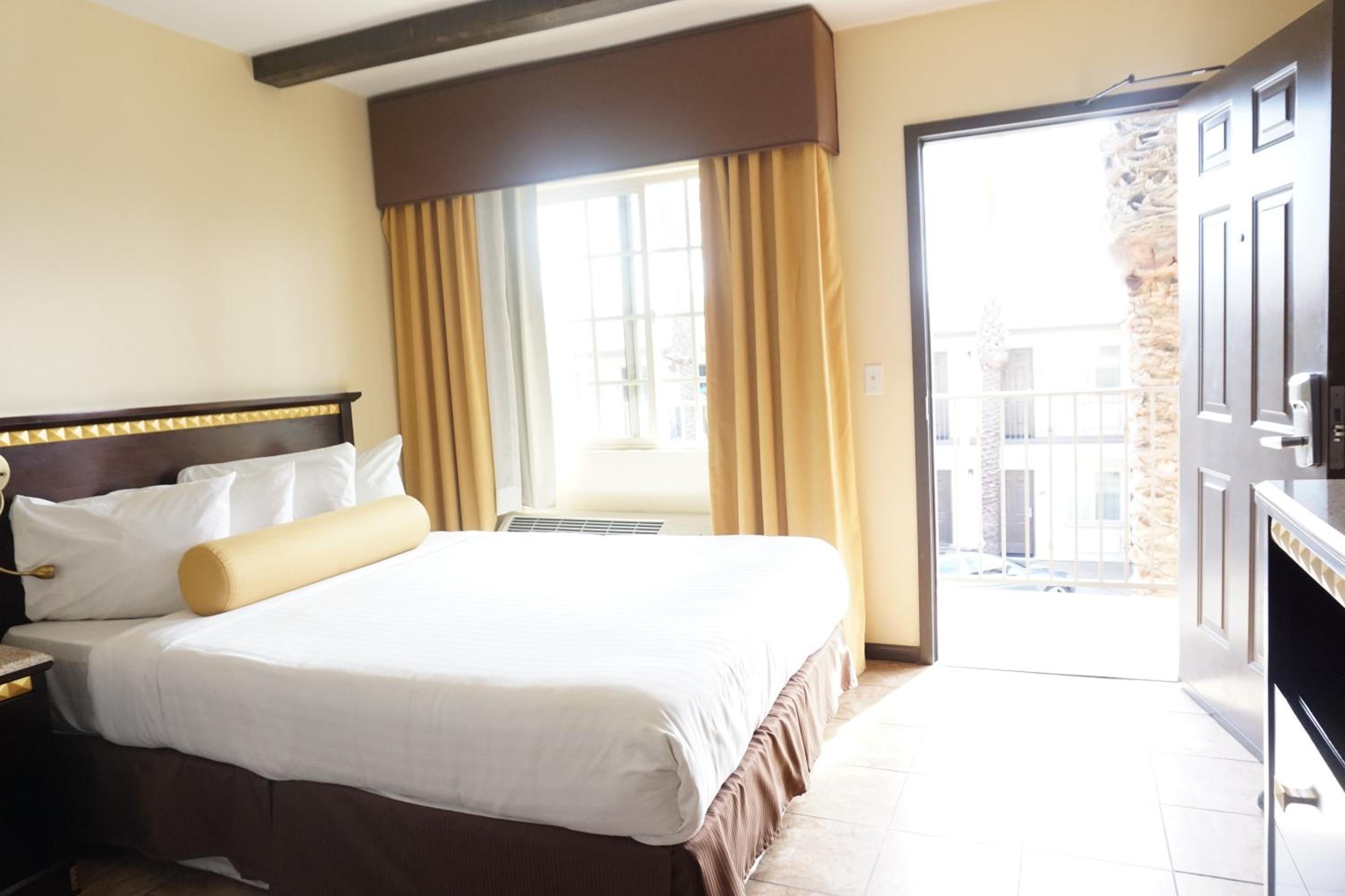 Tuscan Garden Inn