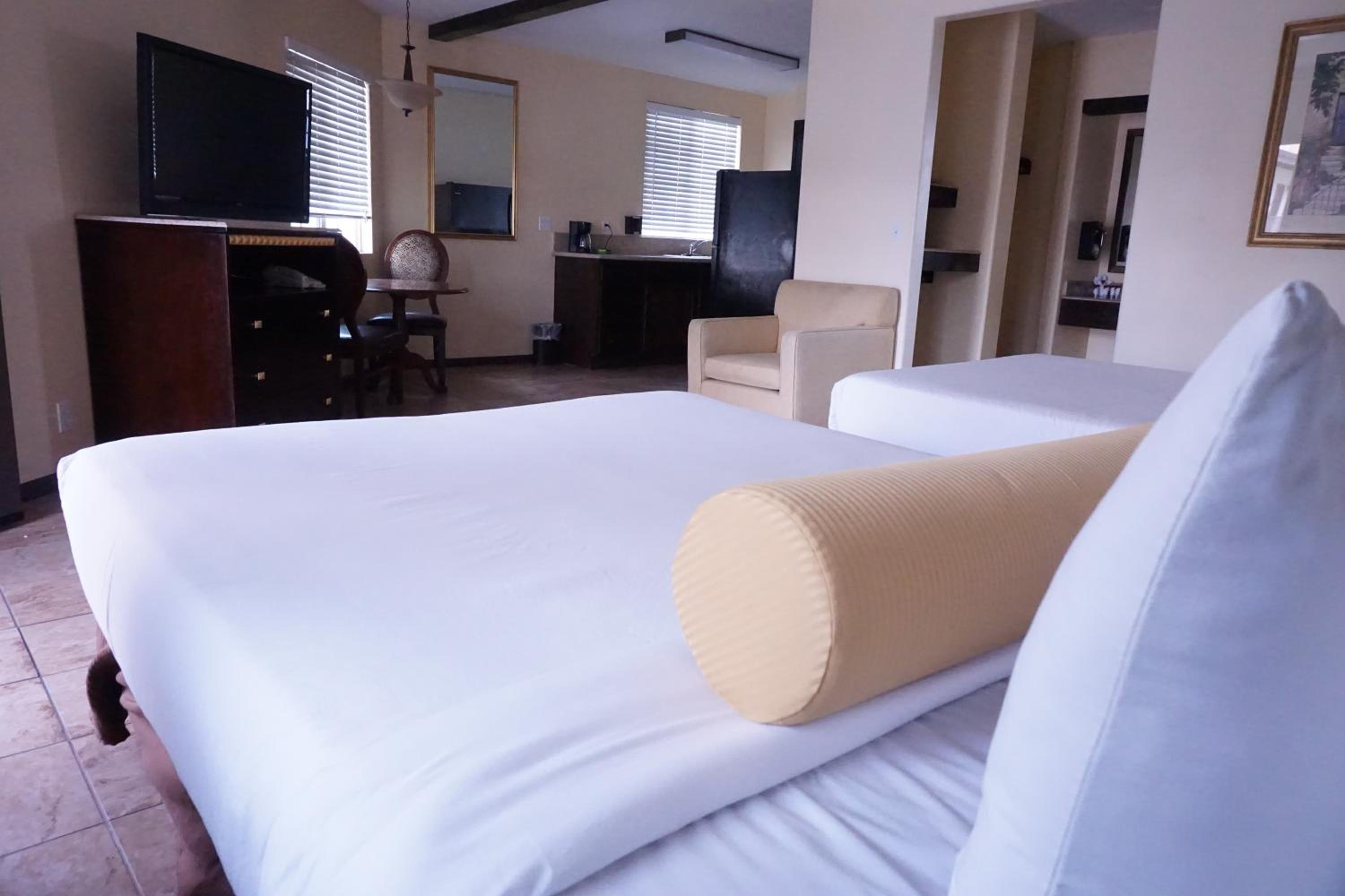 Tuscan Garden Inn