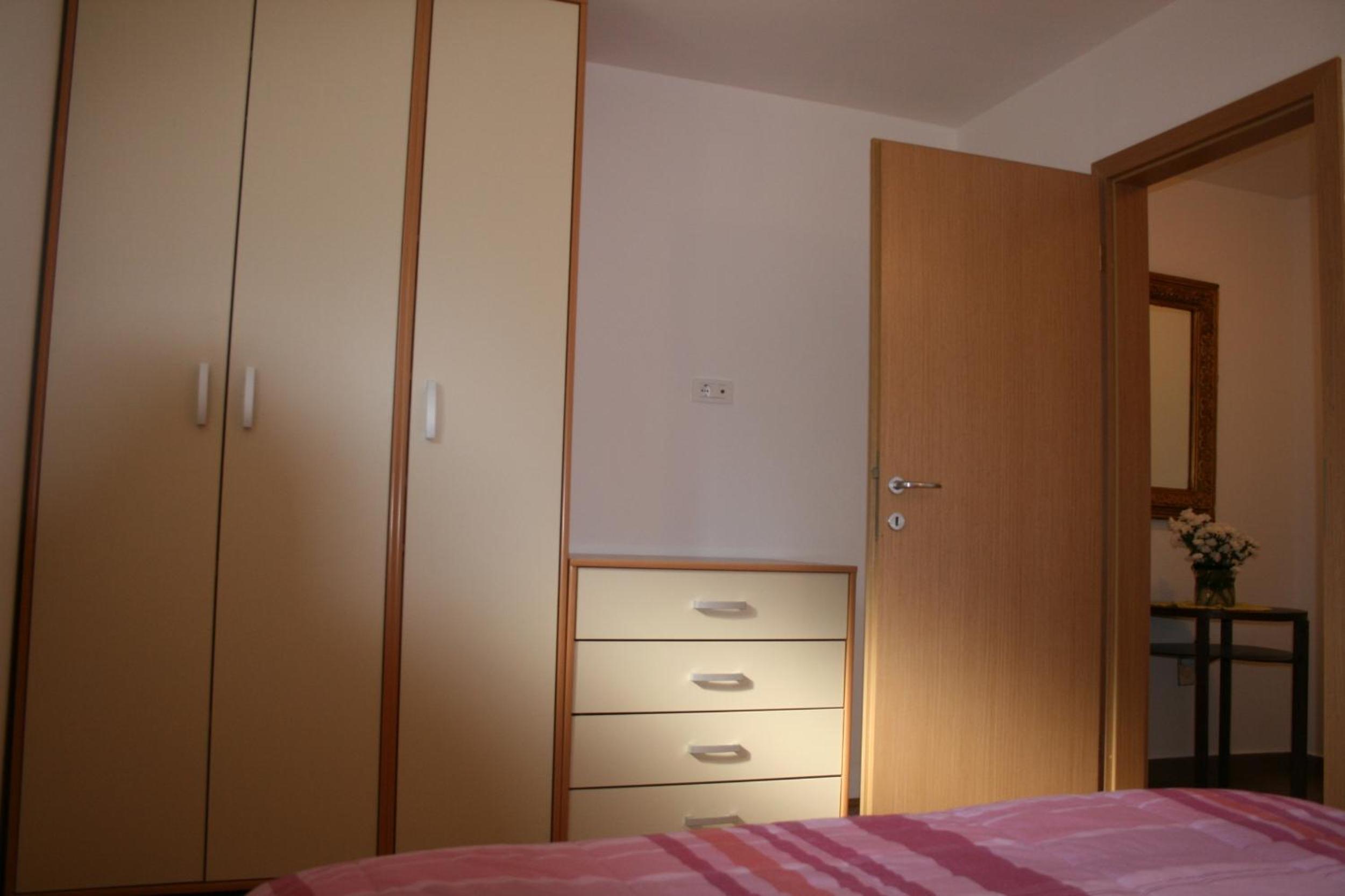 Apartments Mrduljaš view 4