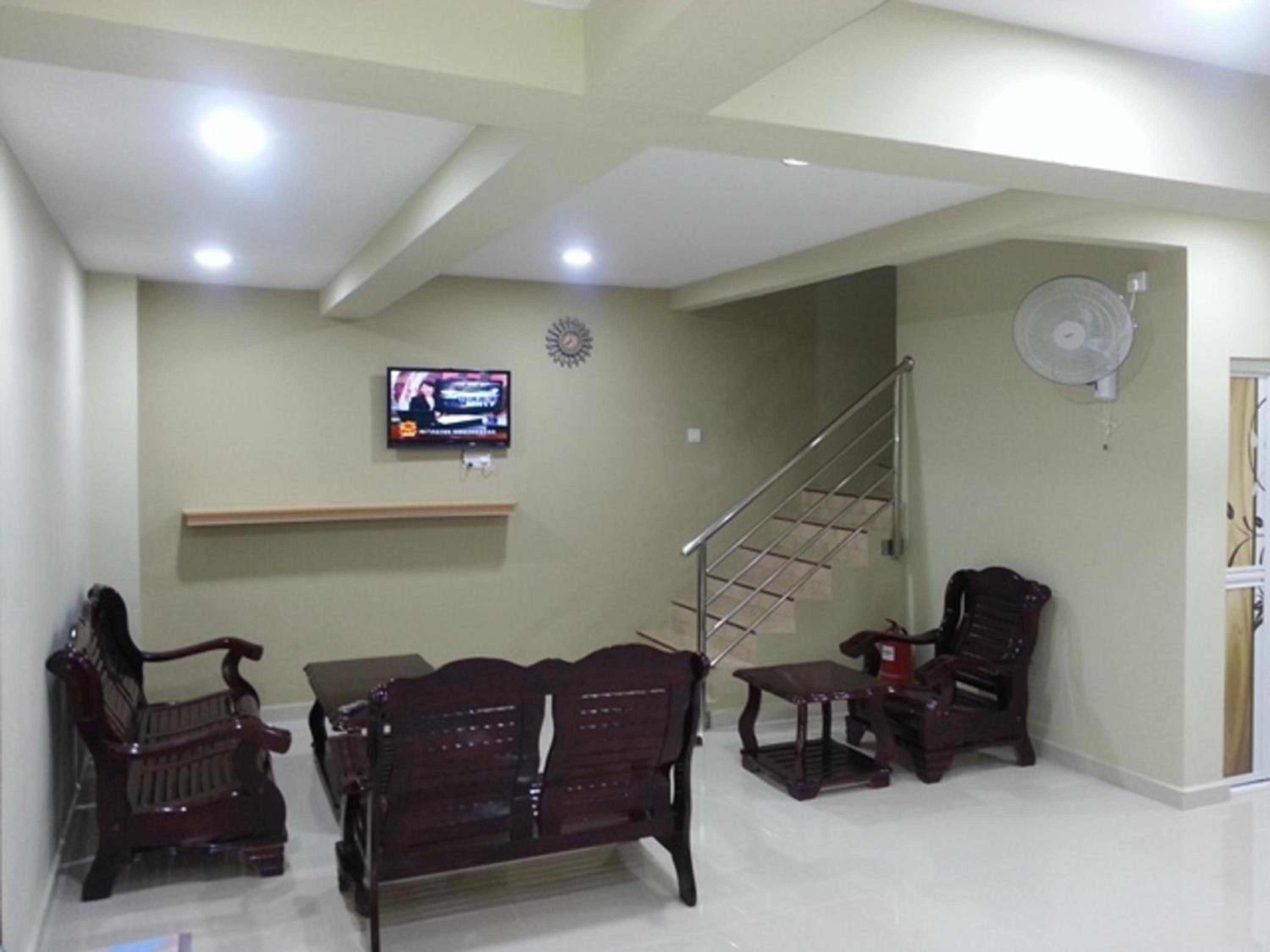 Leaf Guest House