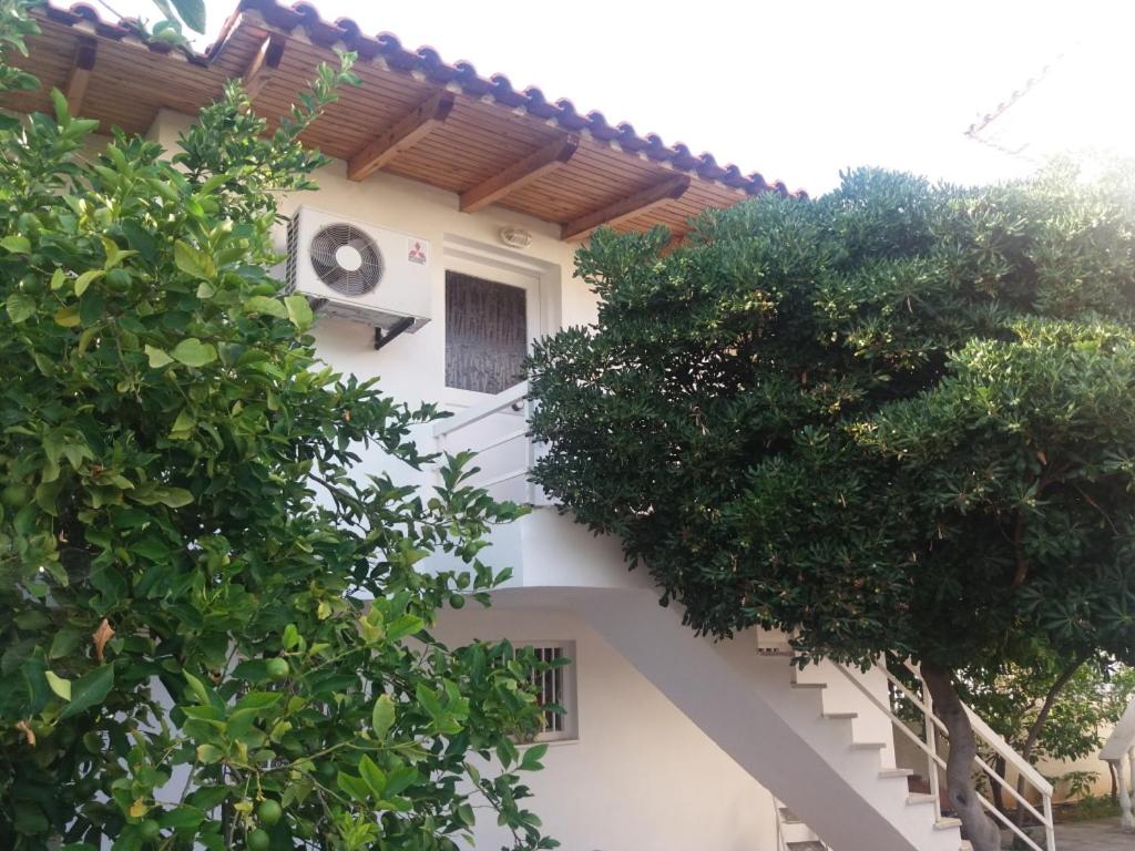 Per Mare beachfront studio