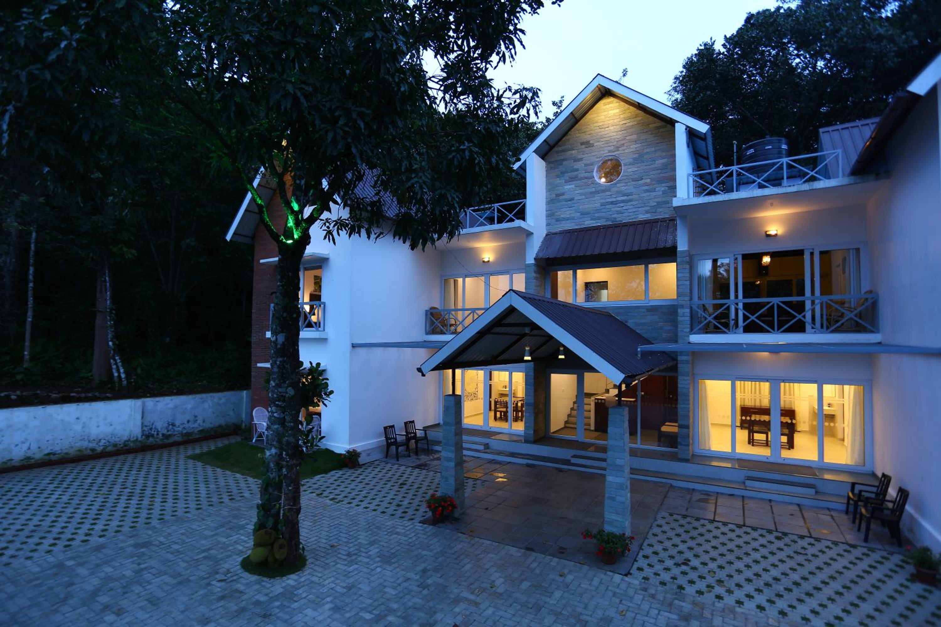 Photo 9