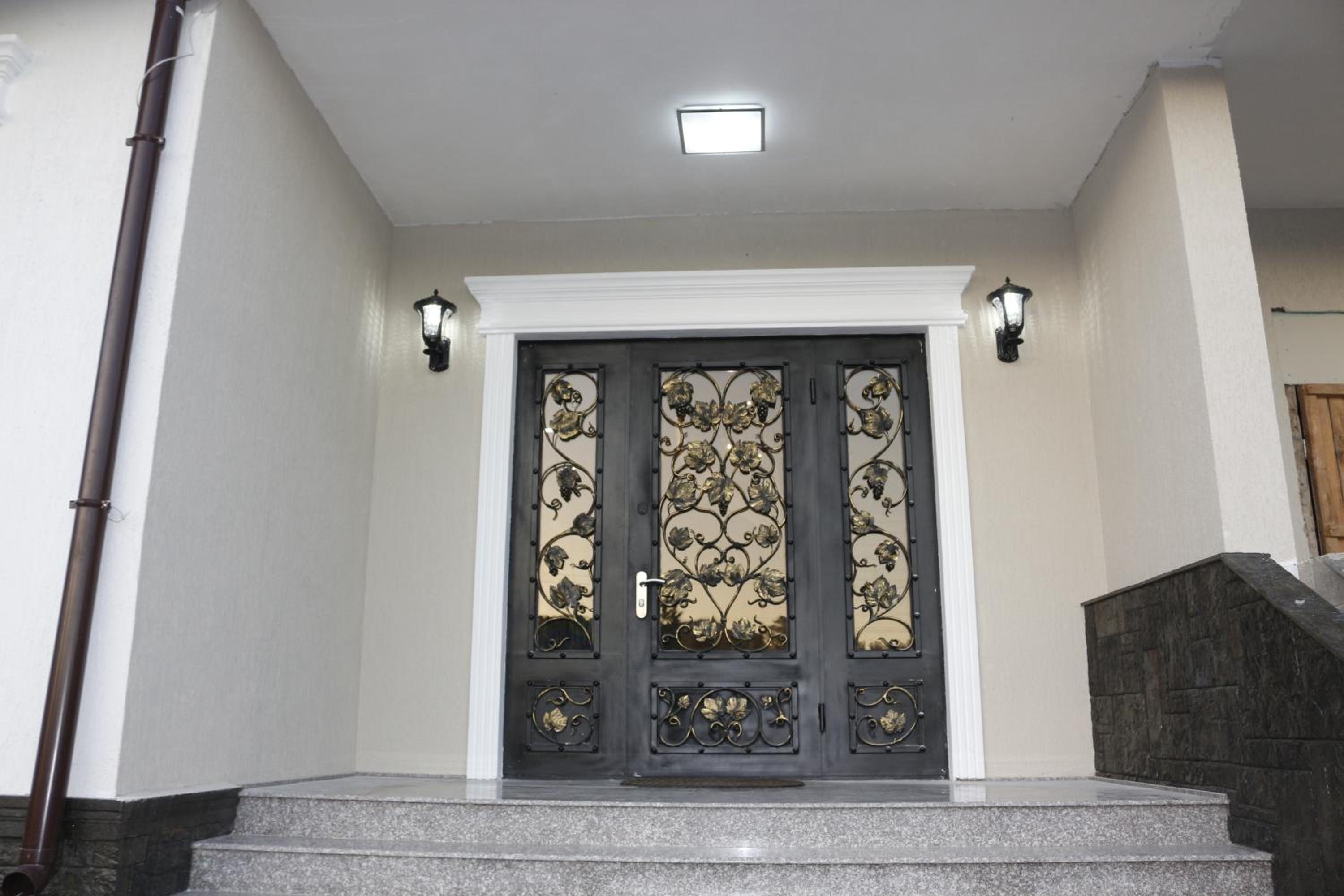 Guest House Sofia view 2