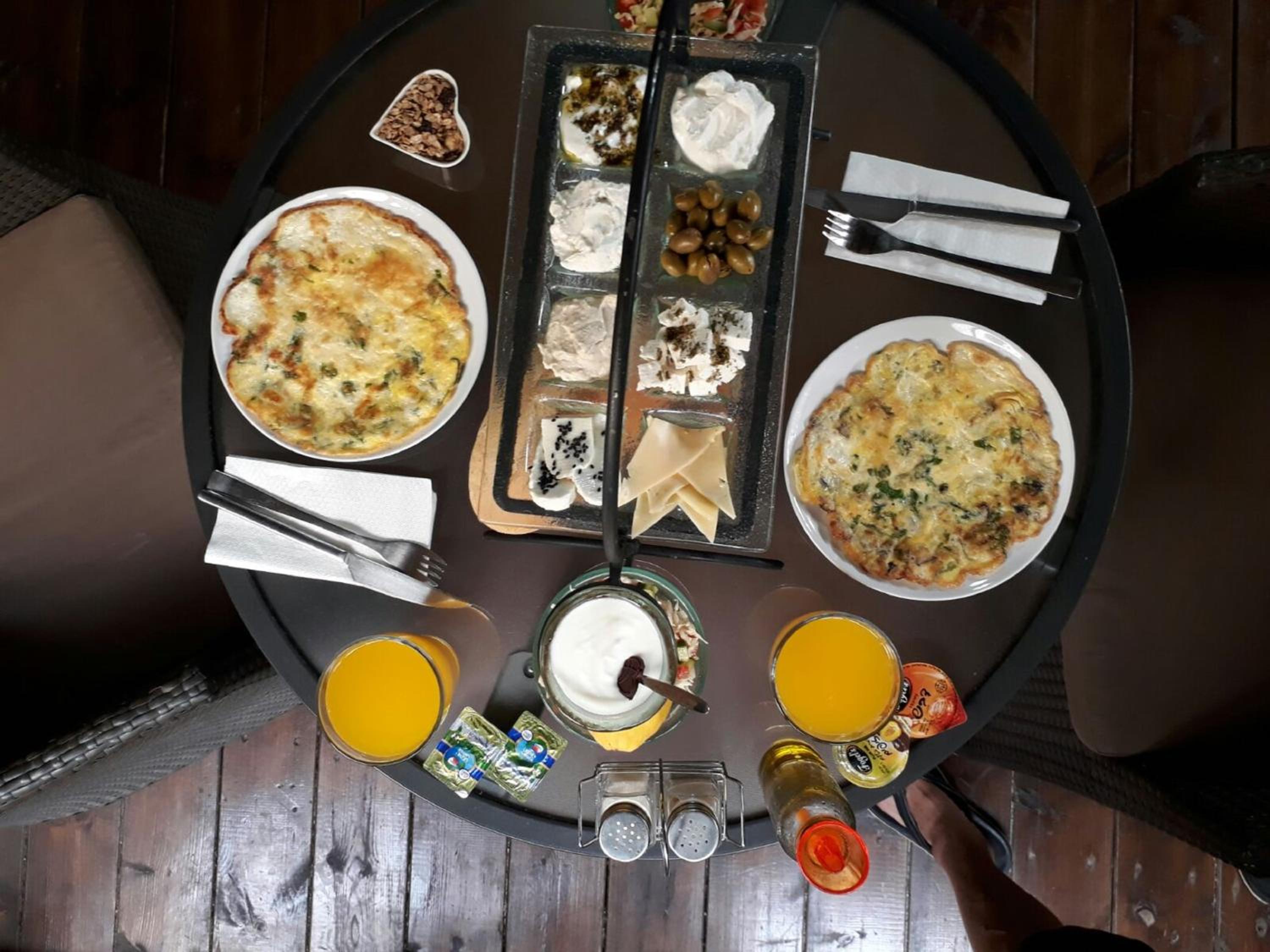 Talia Cabin Guest & Spa