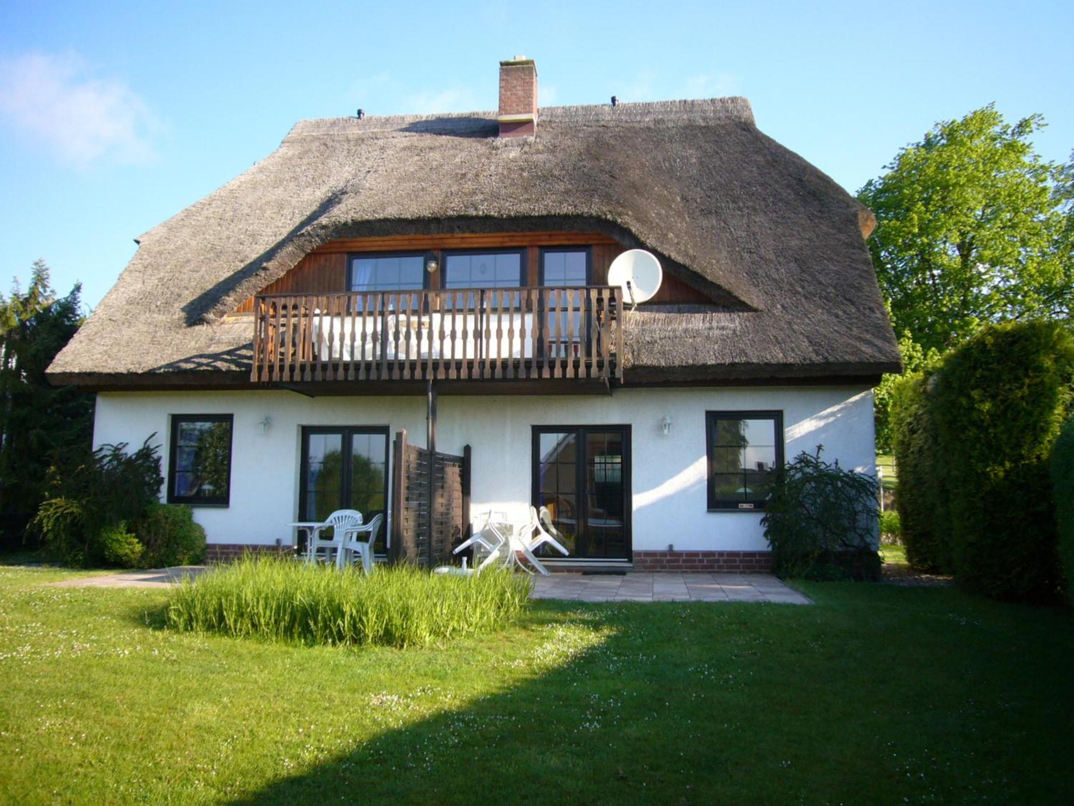 Ferienhaus Möwe, 2 Schlafzimmer, Balkon in Lancken Granitz