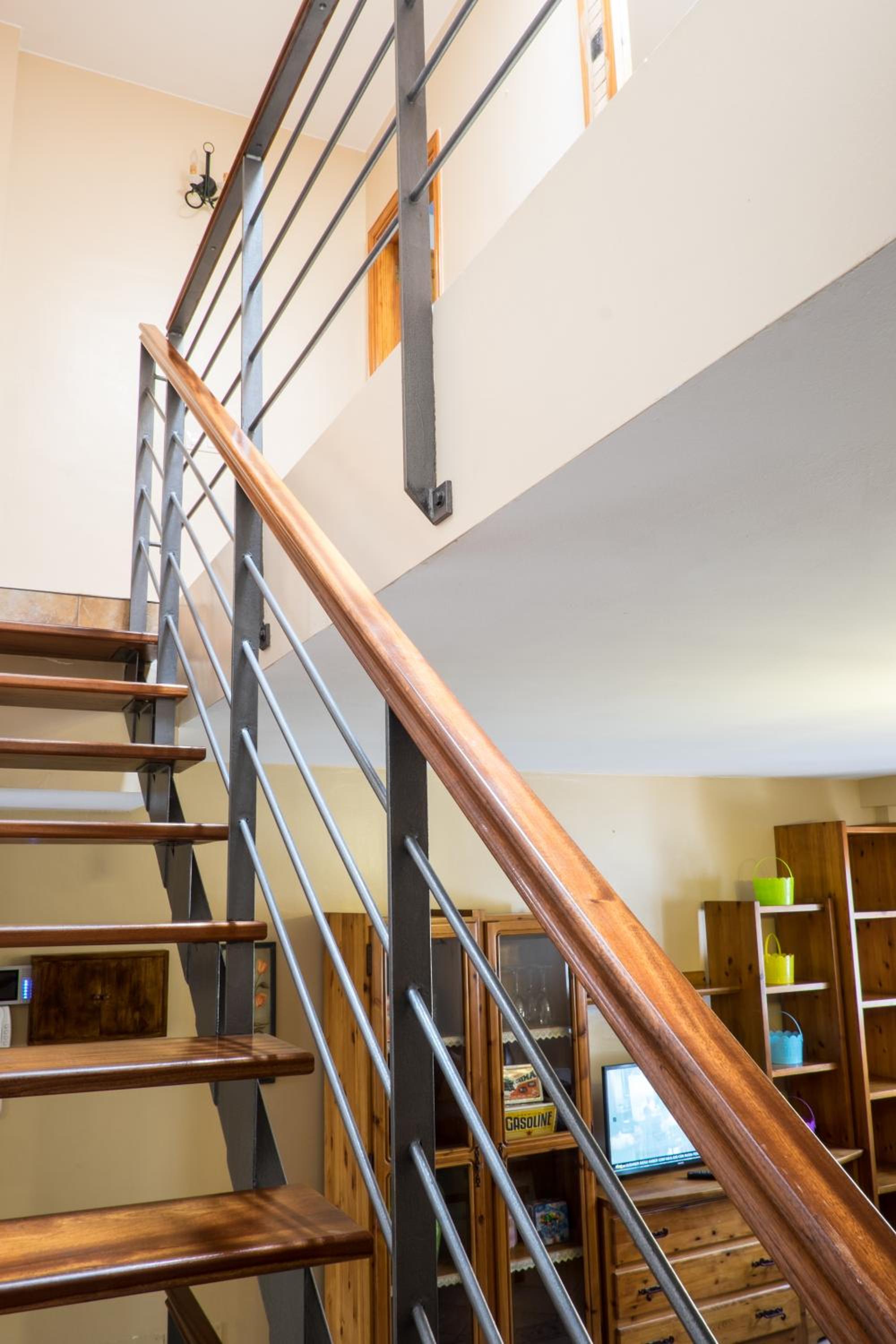 AMAZING DUPLEX 3 bedrooms GOOD WIFI with terrace & BBQ view 2