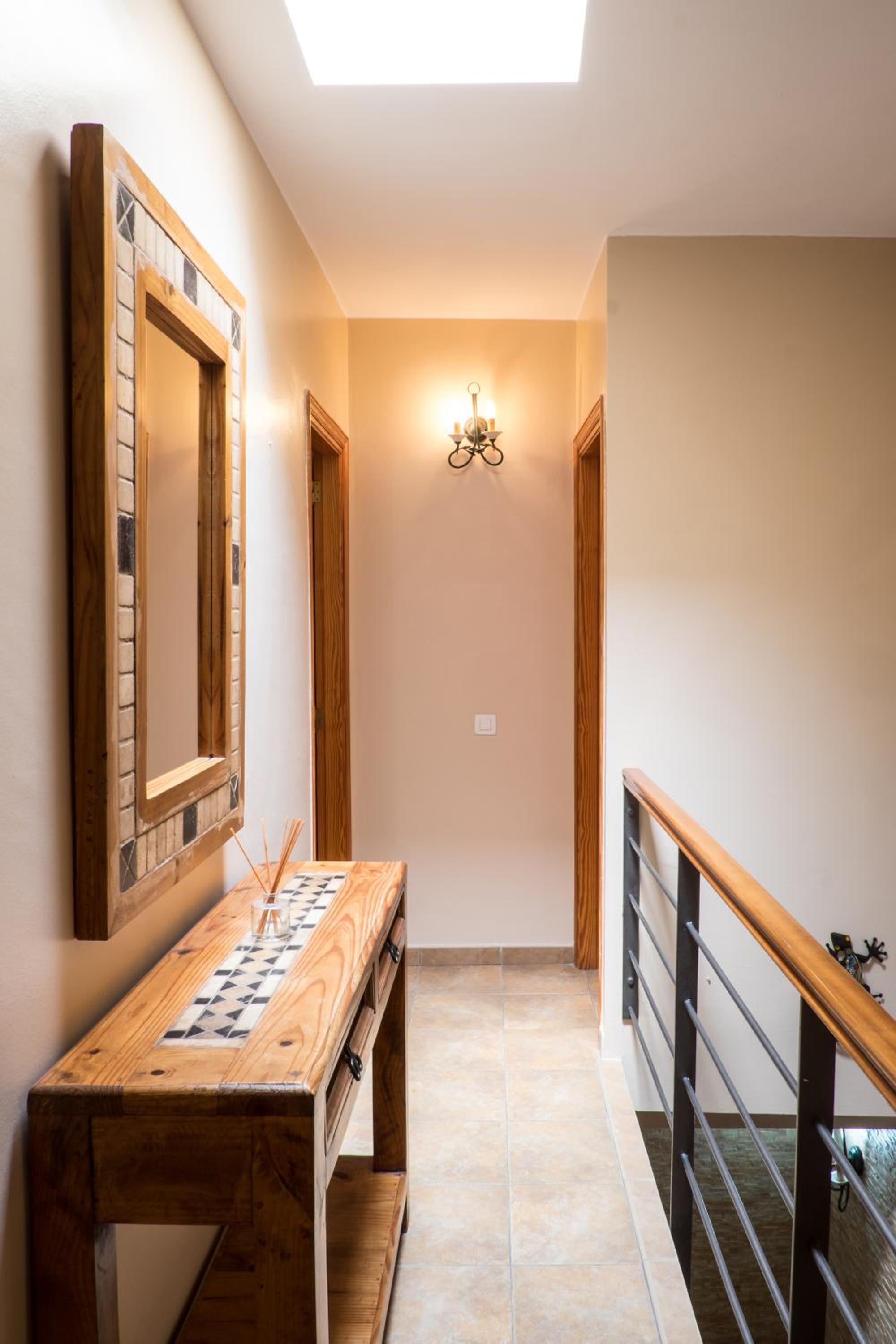 AMAZING DUPLEX 3 bedrooms GOOD WIFI with terrace & BBQ view 3