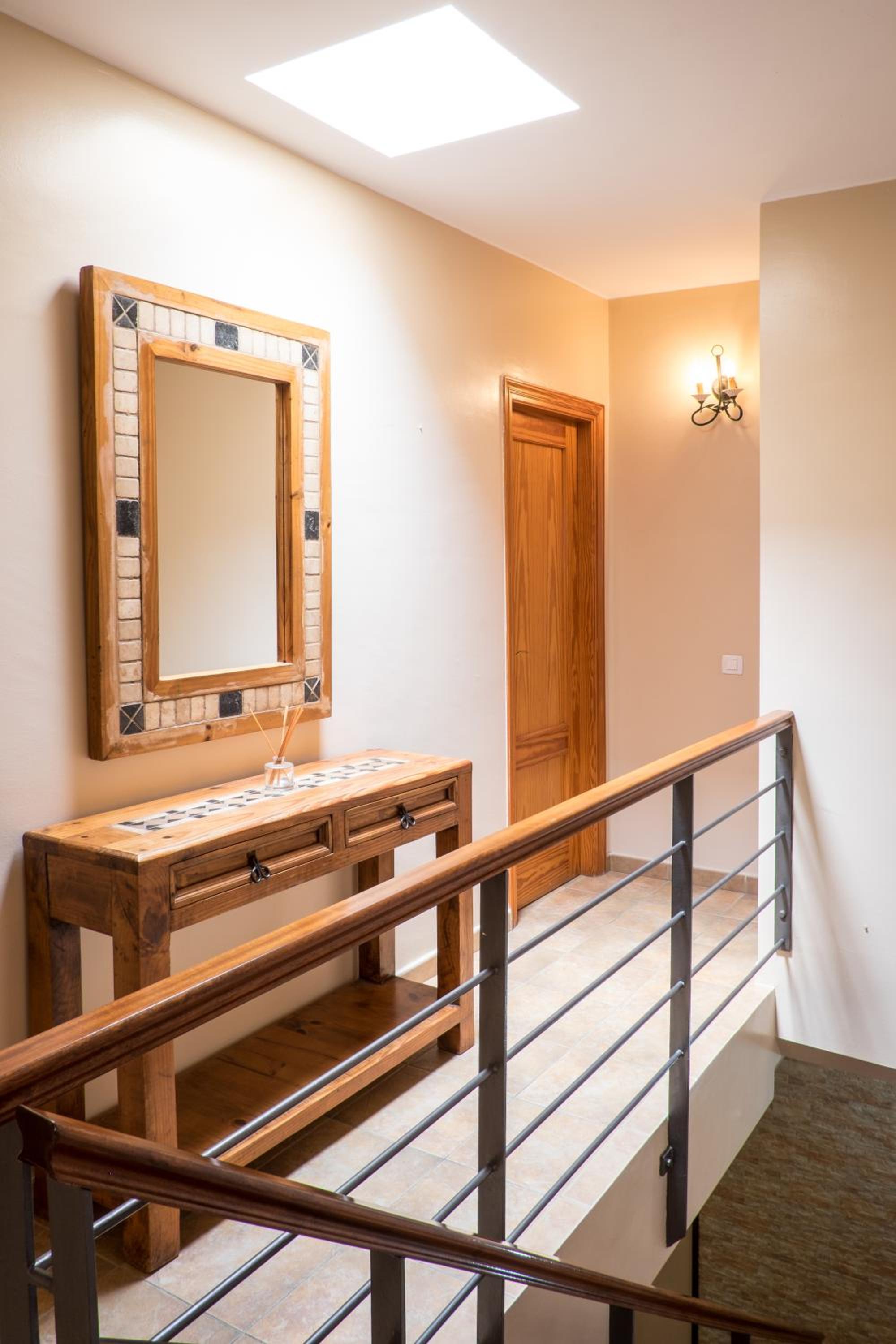 AMAZING DUPLEX 3 bedrooms GOOD WIFI with terrace & BBQ view 4