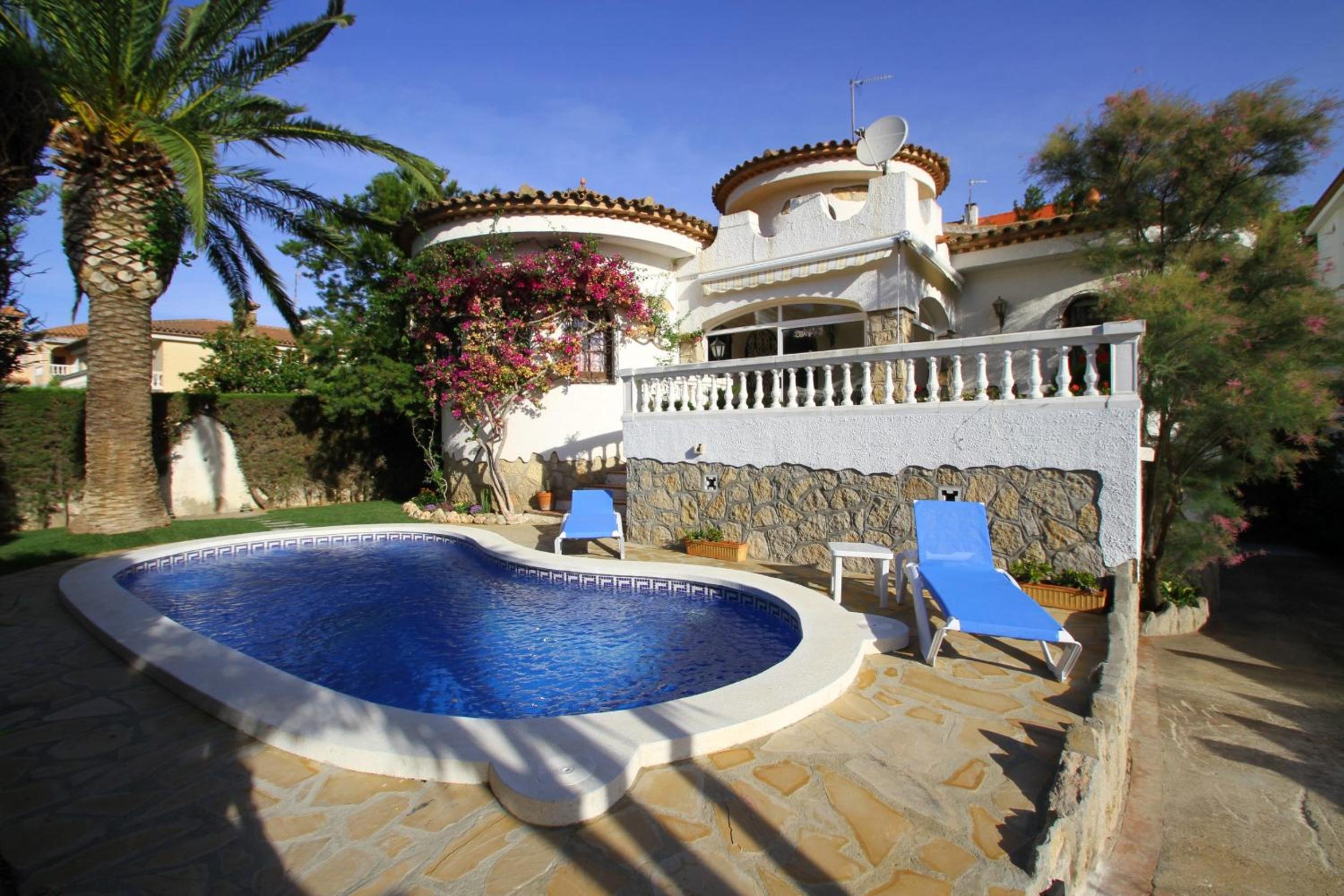 ARENDA Villa Coral Pino Alto view 4