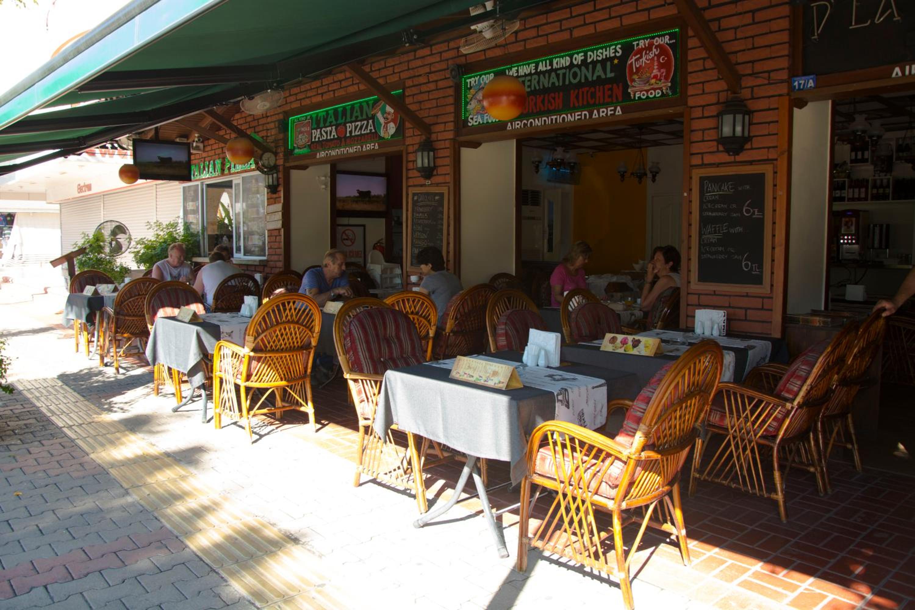 Hotel Kleopatra - Image 19