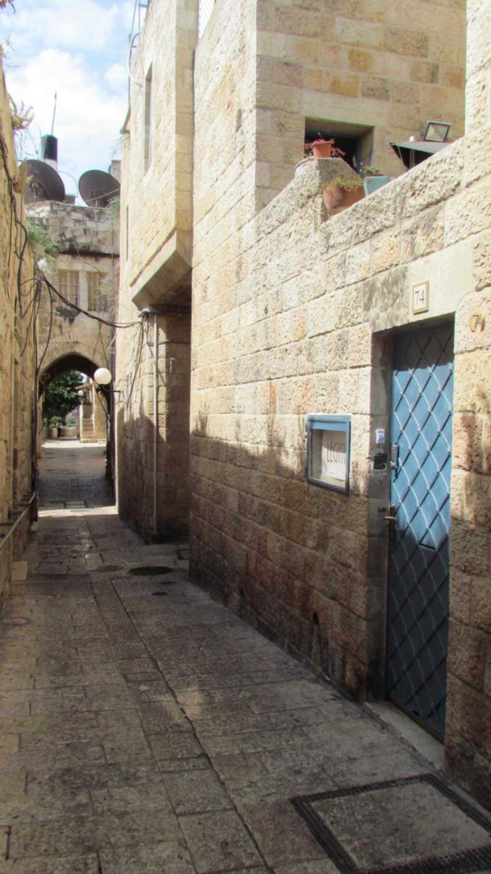 Legatia