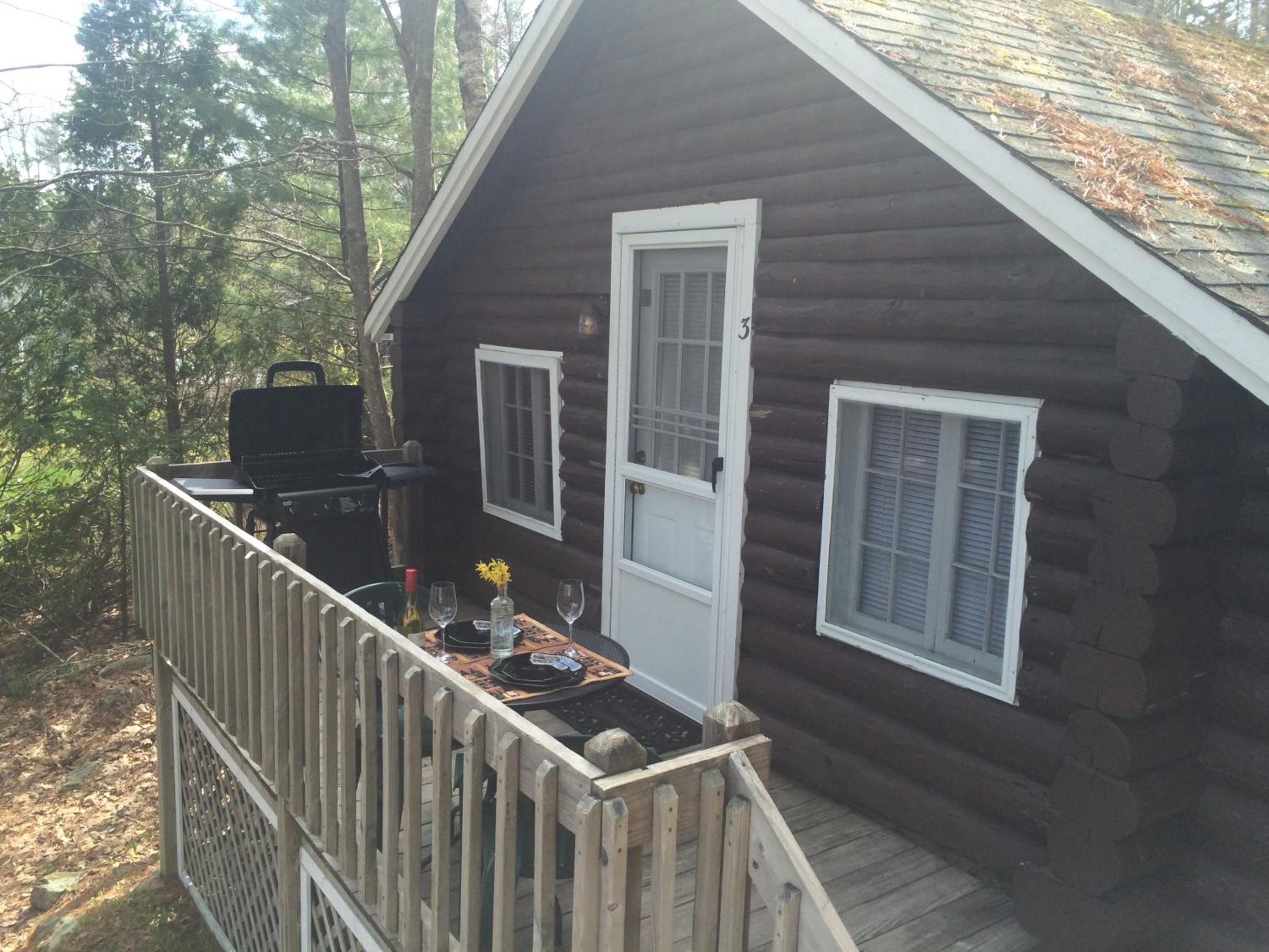 Pine Grove Cottages