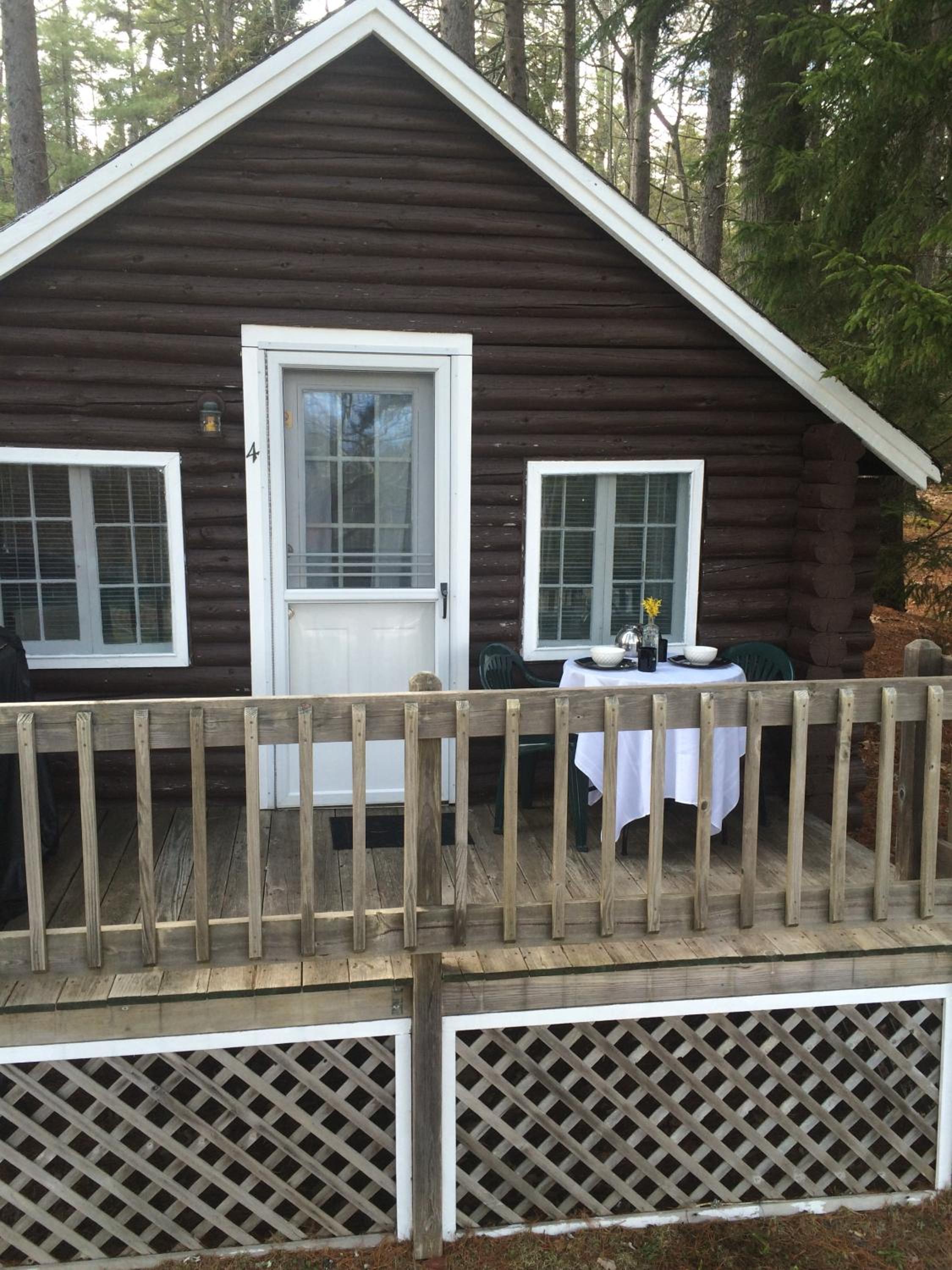 Pine Grove Cottages
