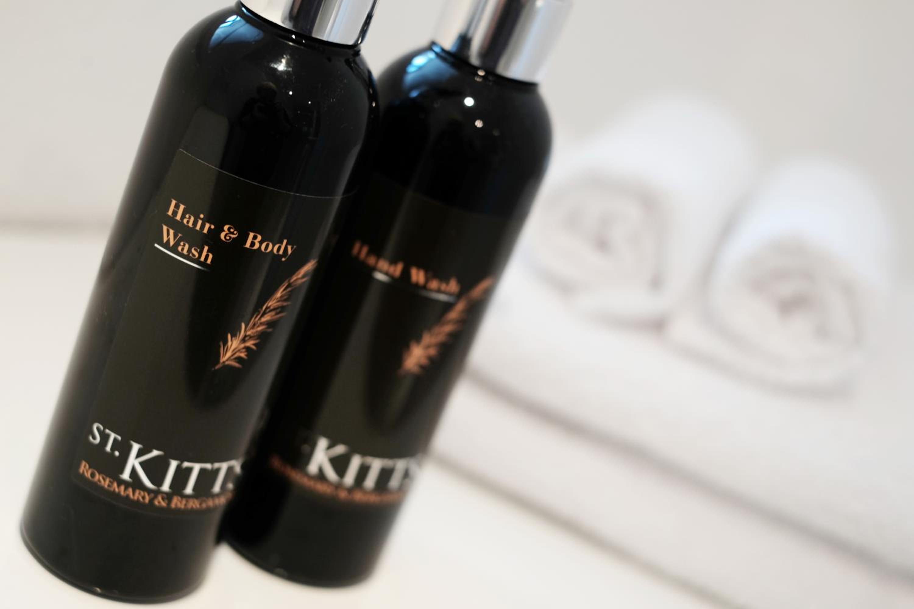 Bude Vacations - Tee-Side Guest House - Property Image 1