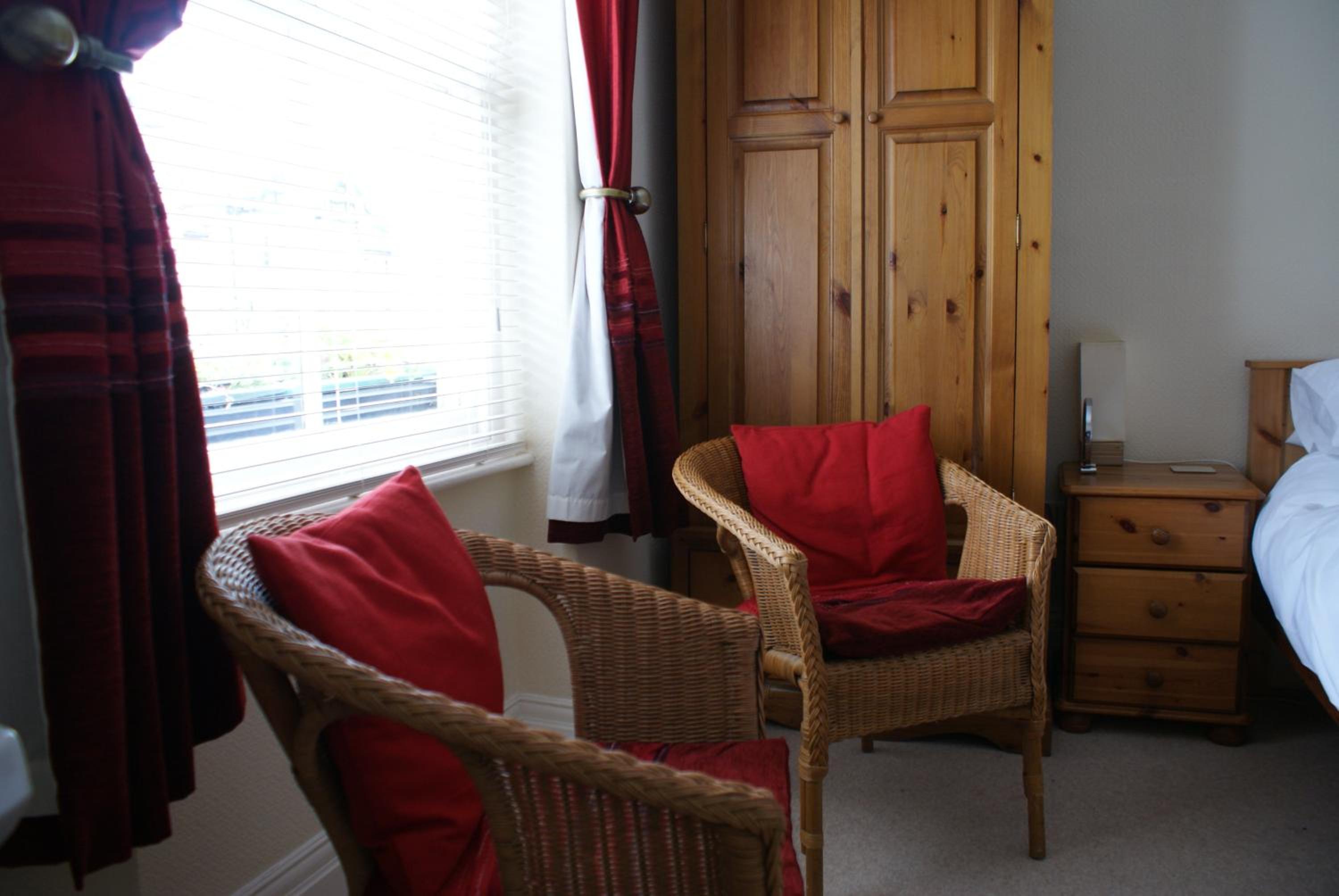 Longmead House