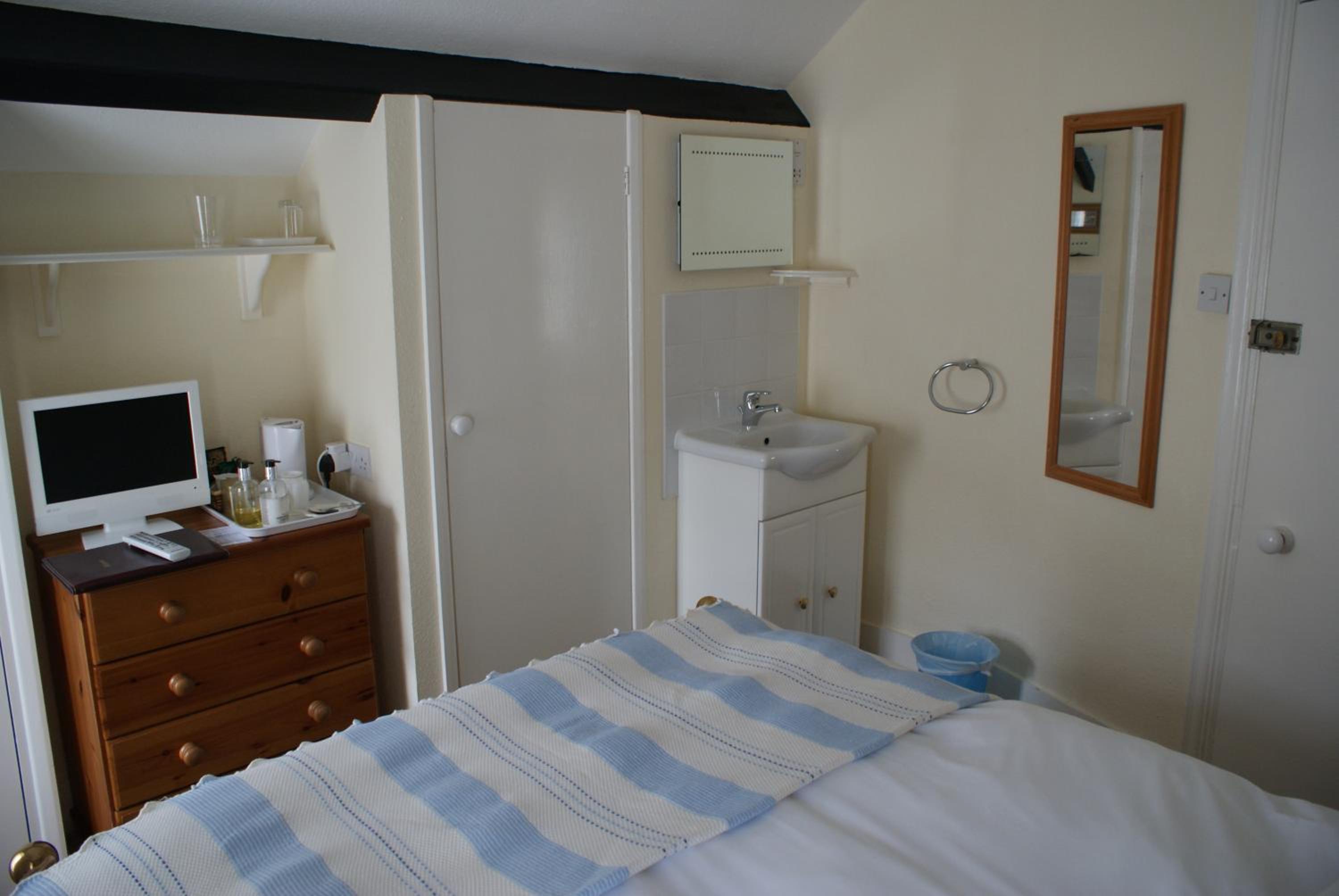 Longmead House