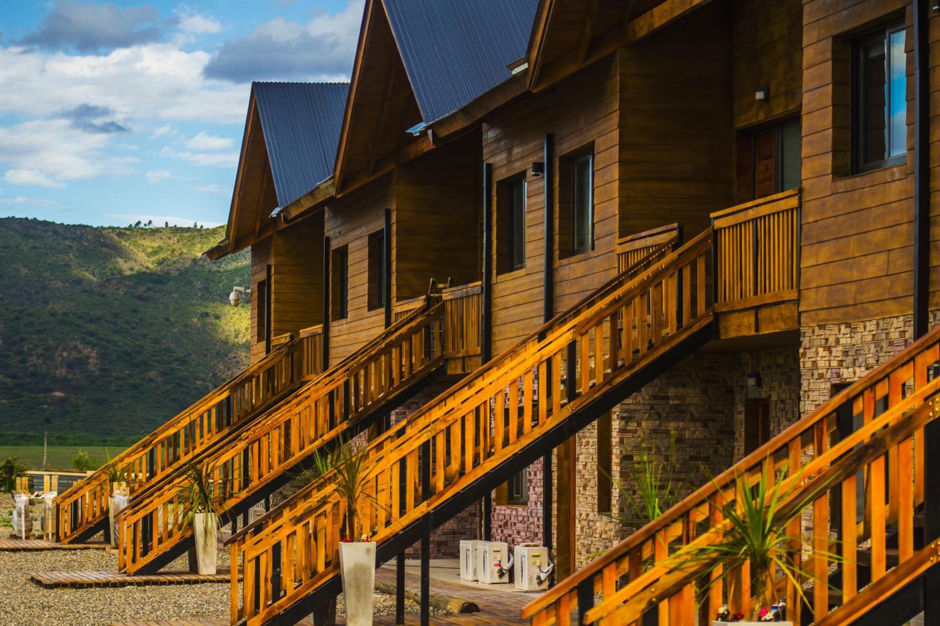 Hotel Blackstone Country Villages Hotel - Image 1