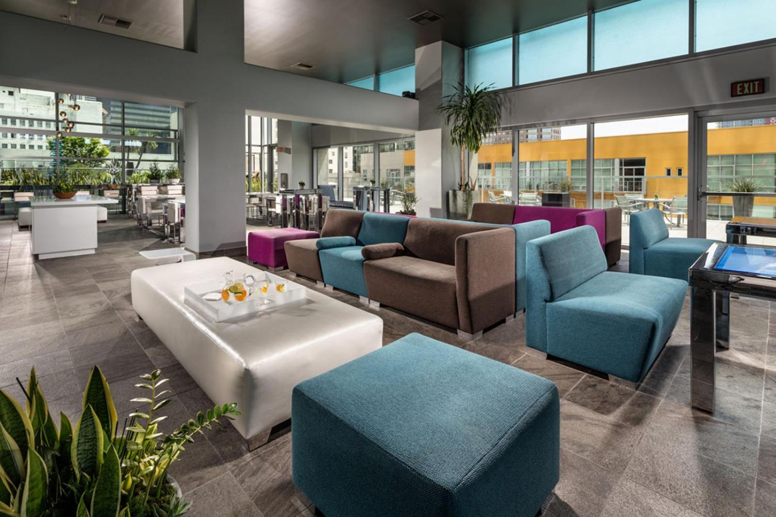 lounge