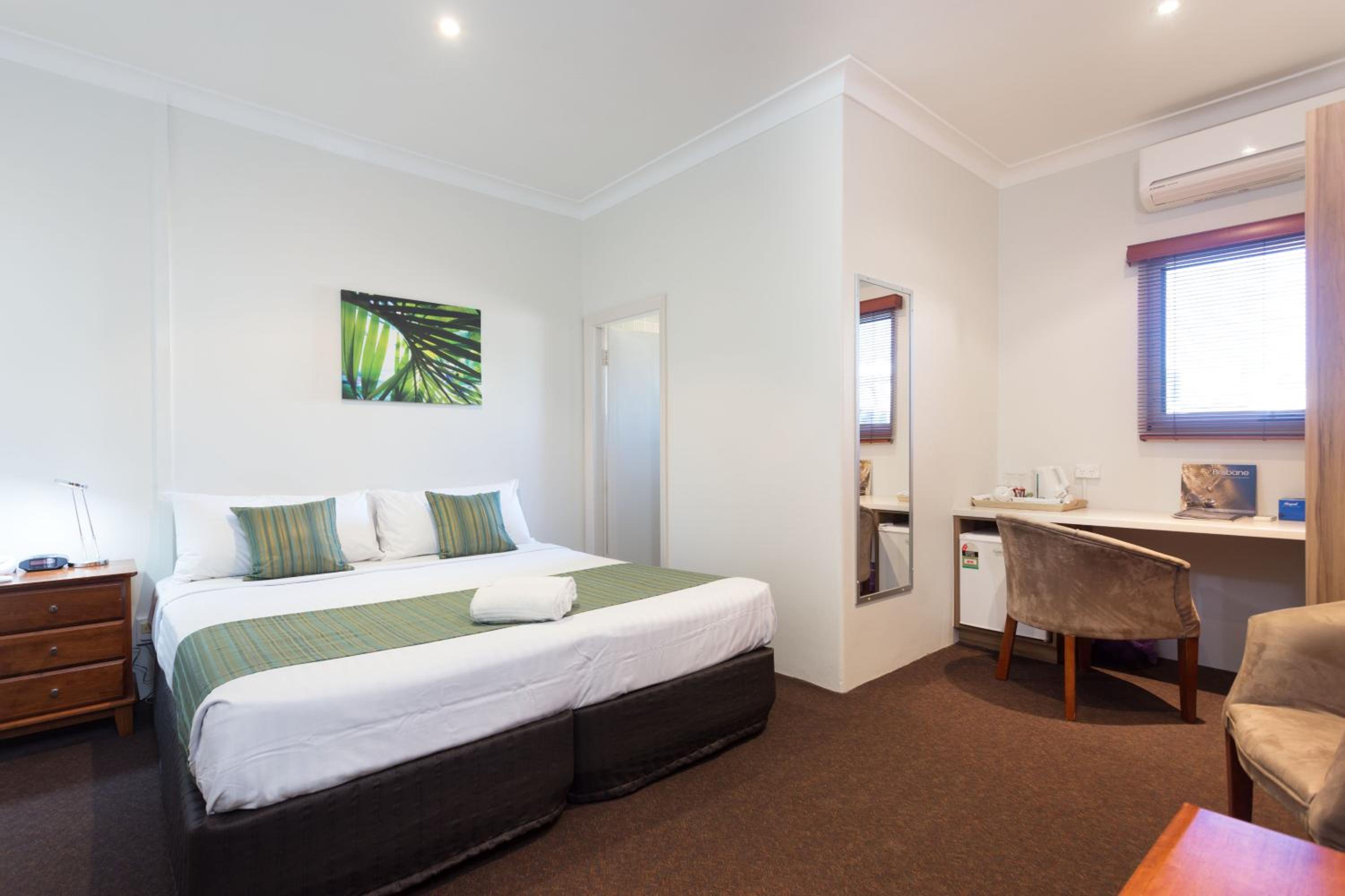 Brisbane Vacations - Manly Hotel - Property Image 28