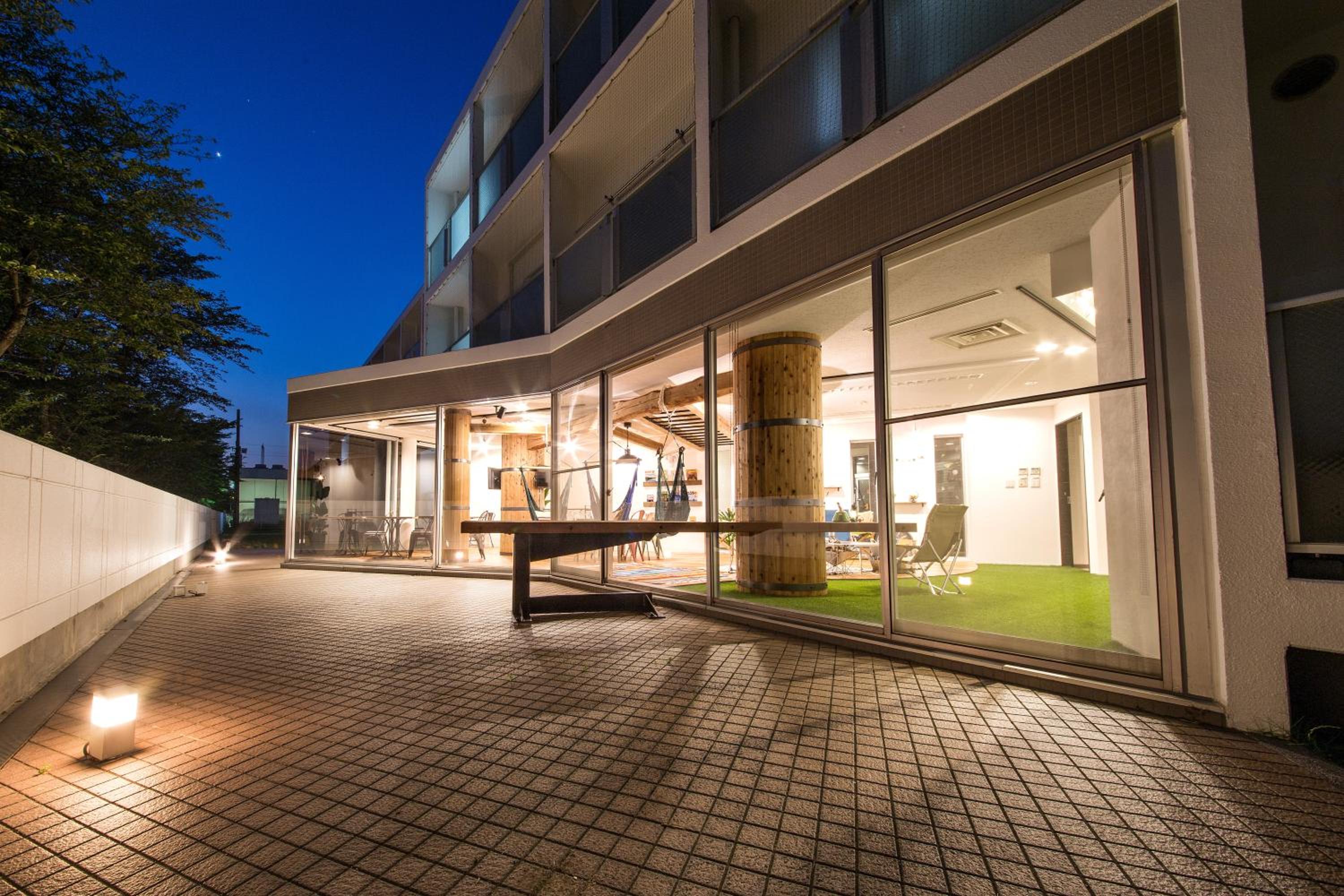 365BASE outdoor hostel