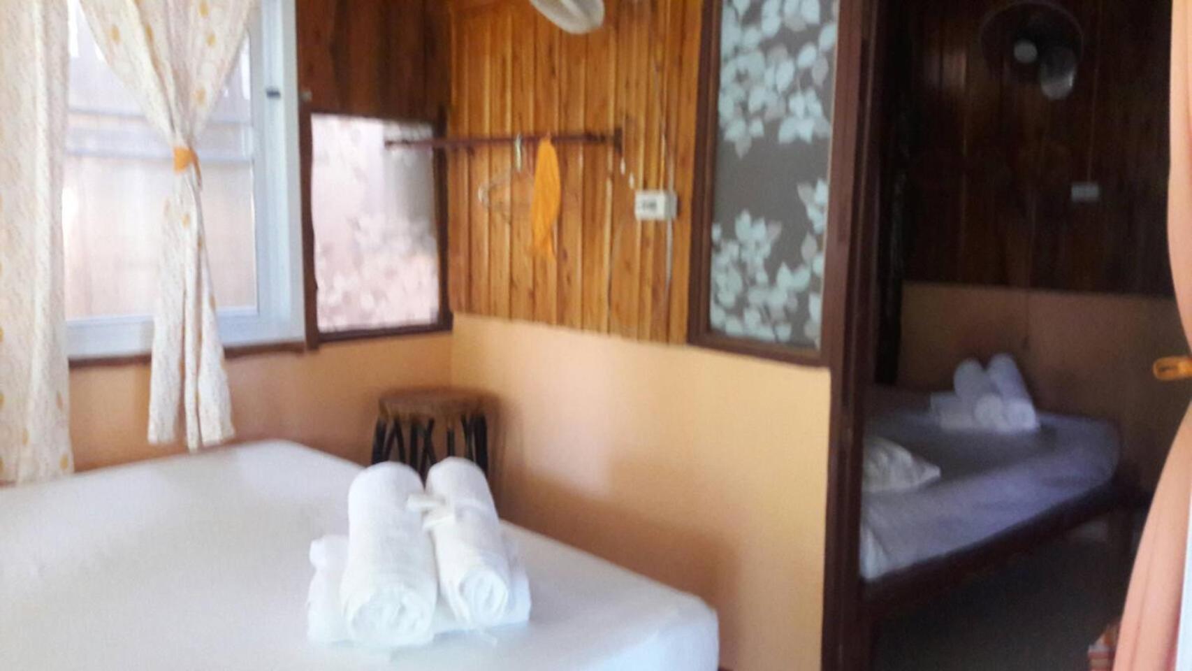 บ้านสนมณีโฮมสเตย์ Bansonmanee Homestay
