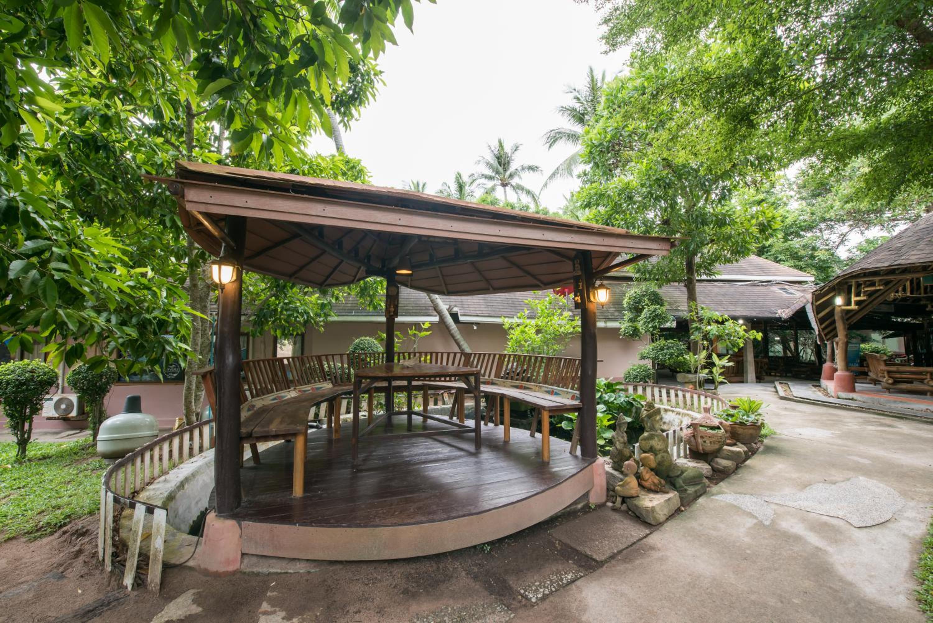 Koh Tao Coral Grand Resort
