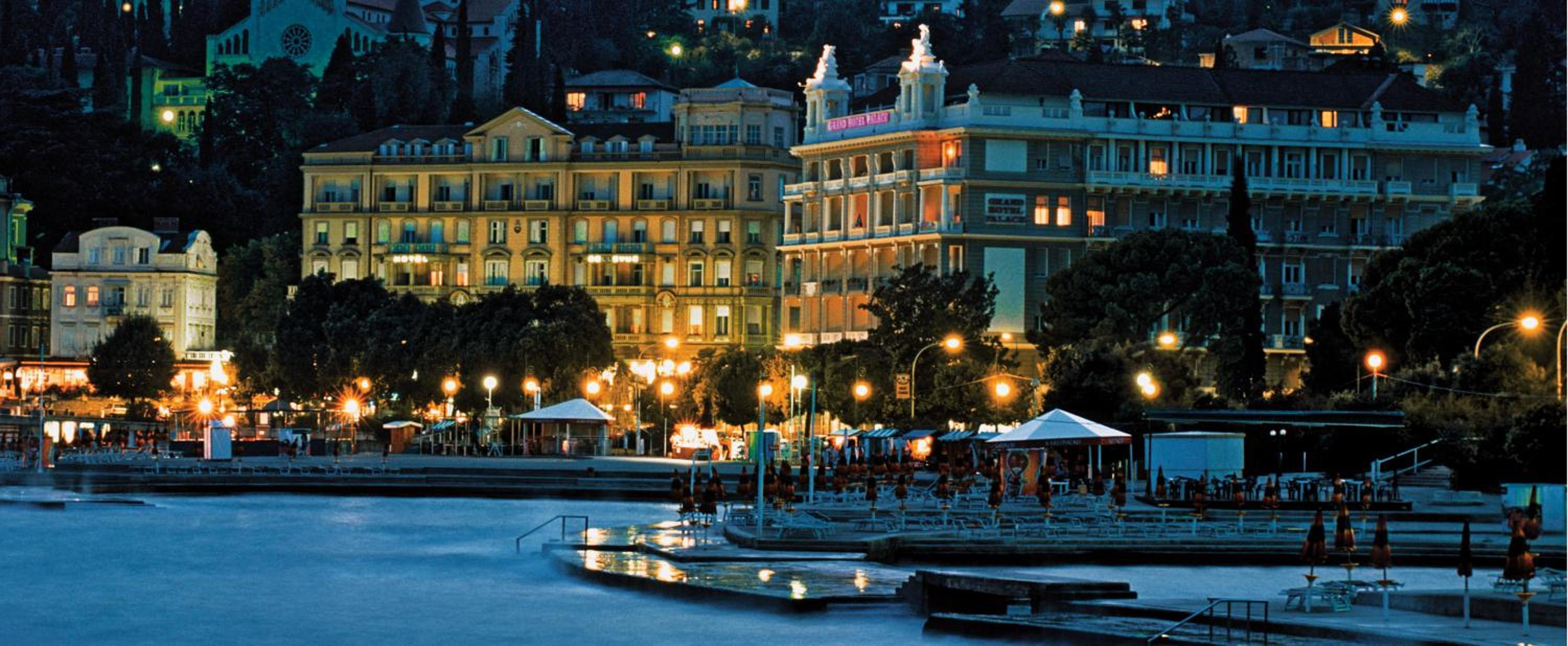 Retro Opatija Center Apartments