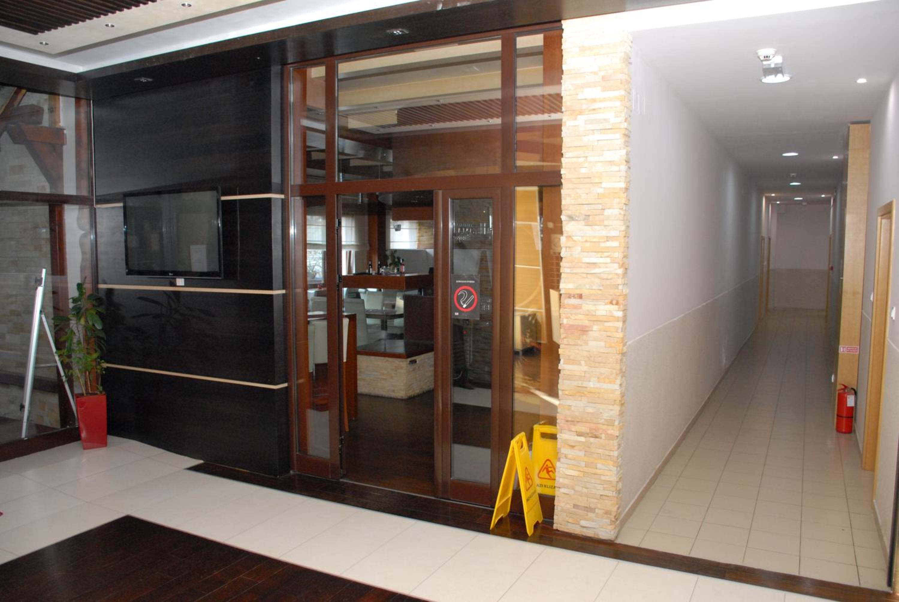 Apartments Mitic