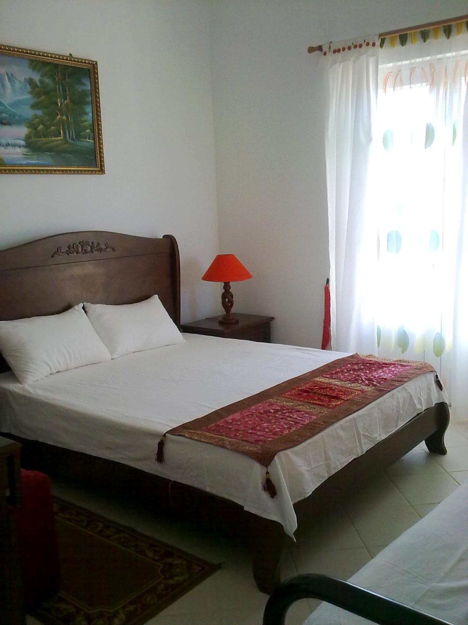 Golden Rod villa