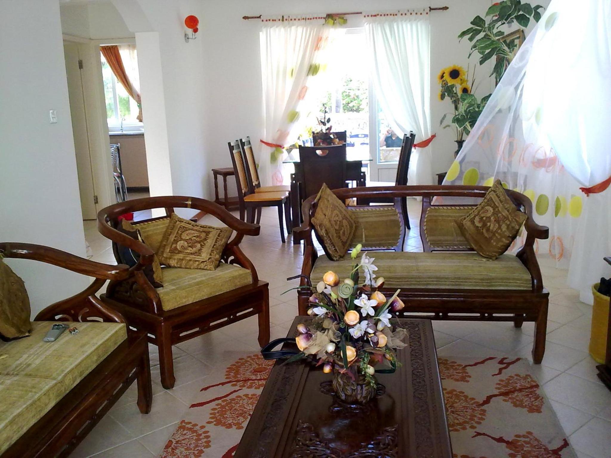 Golden Rod villa