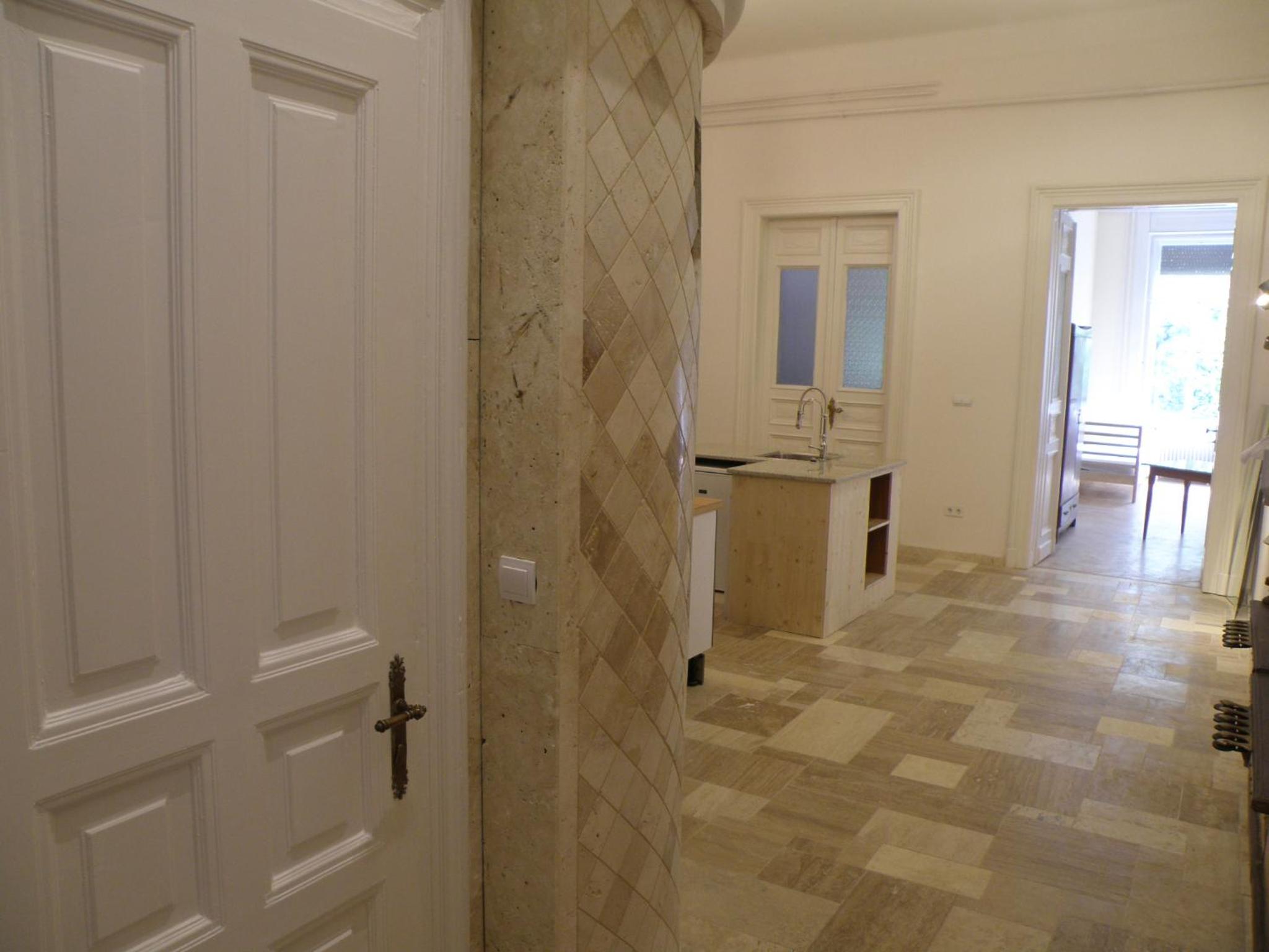 Anello Central Apartments view 3
