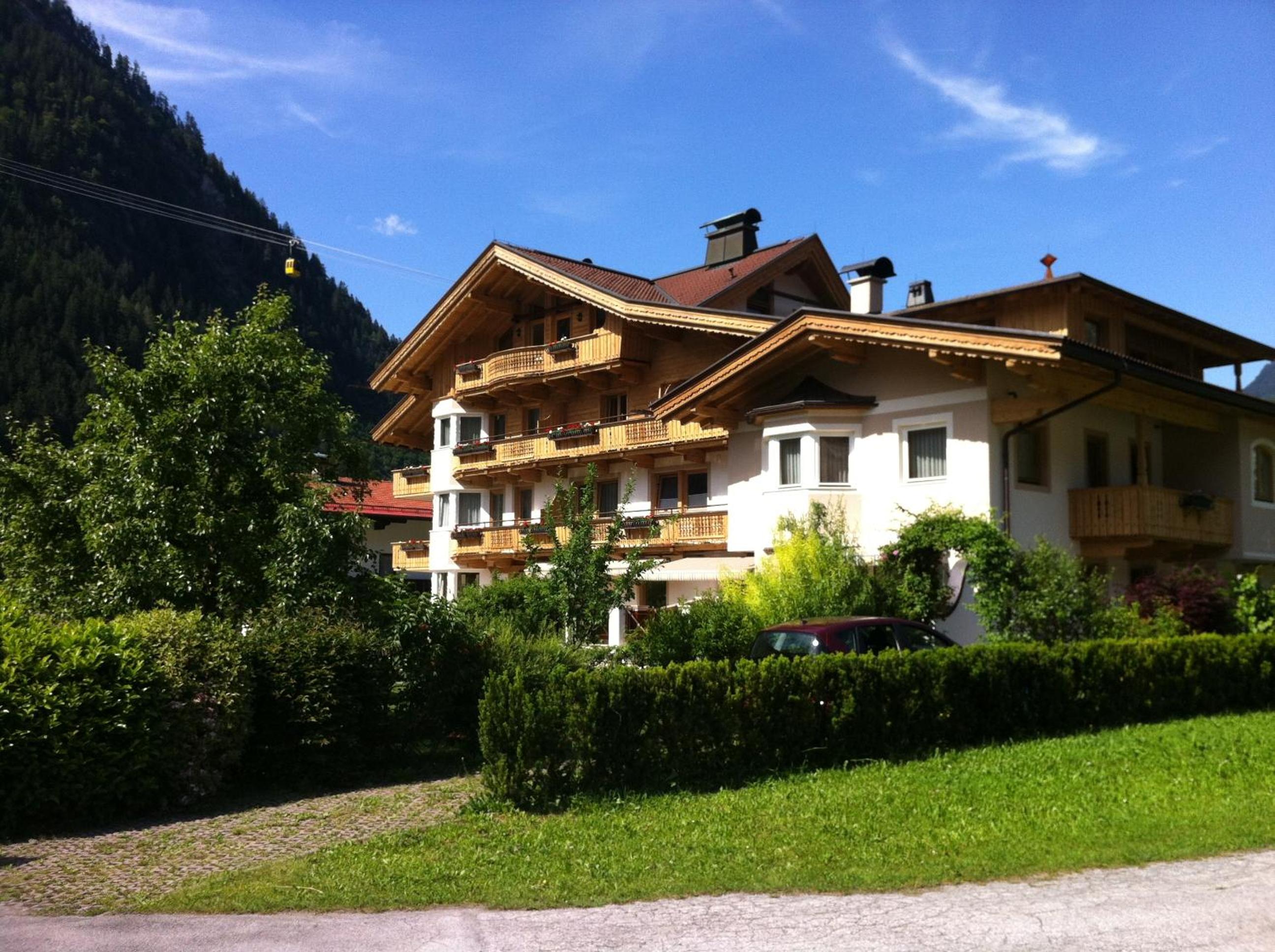 Hotel Apart Austria - Image 1