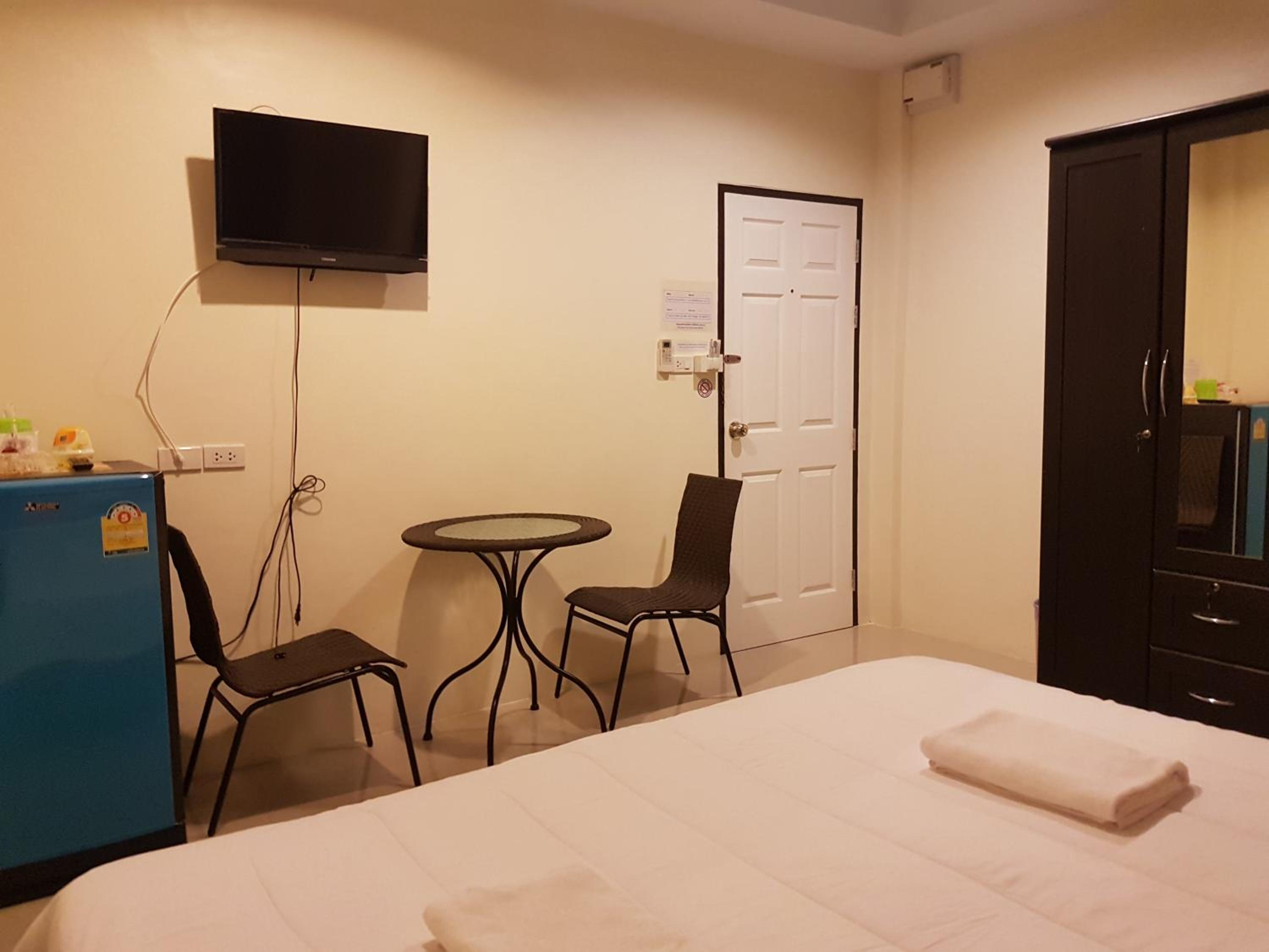 Bann Lom Le Guest House view 3