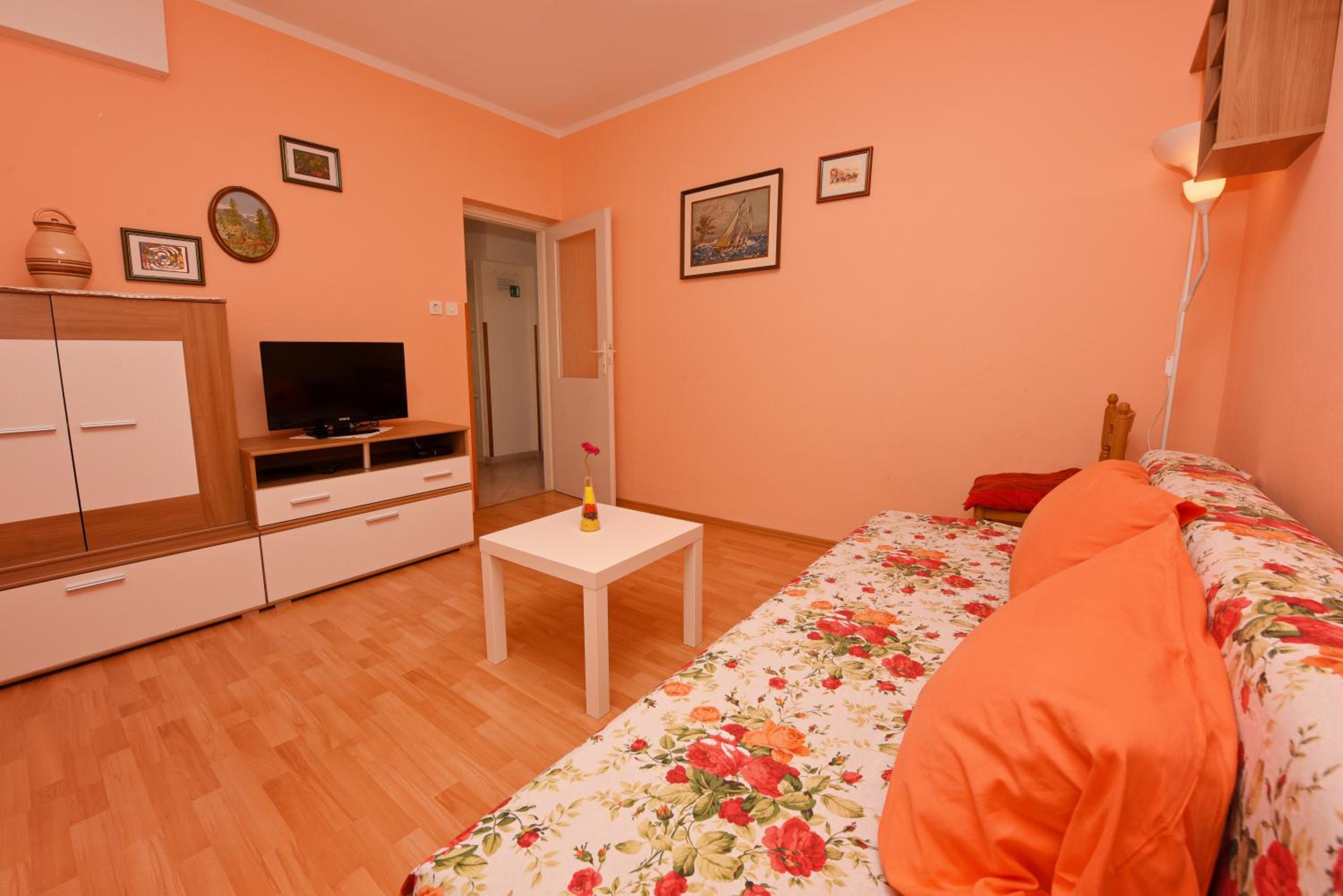 Apartments Pierina