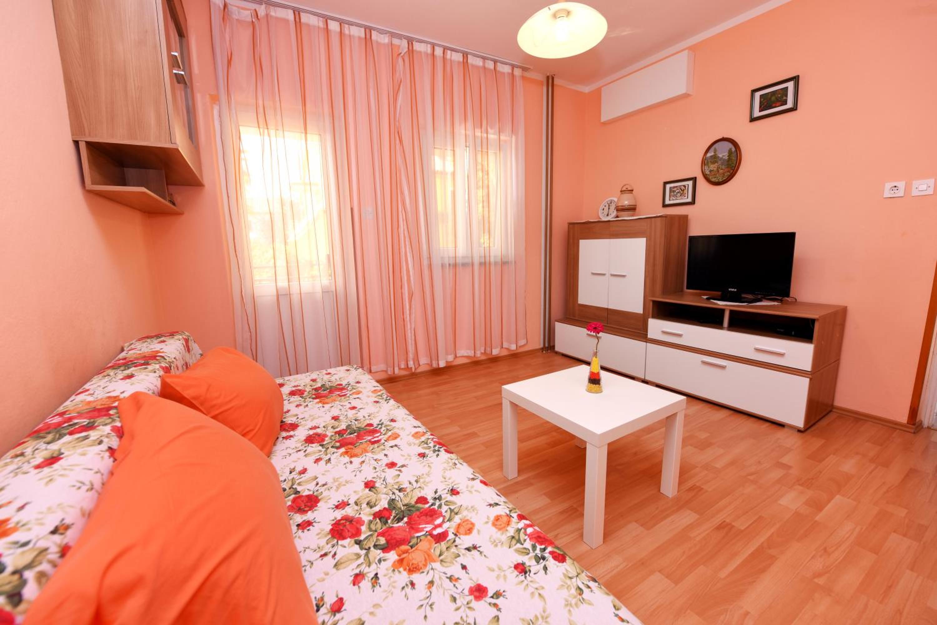 Apartments Pierina