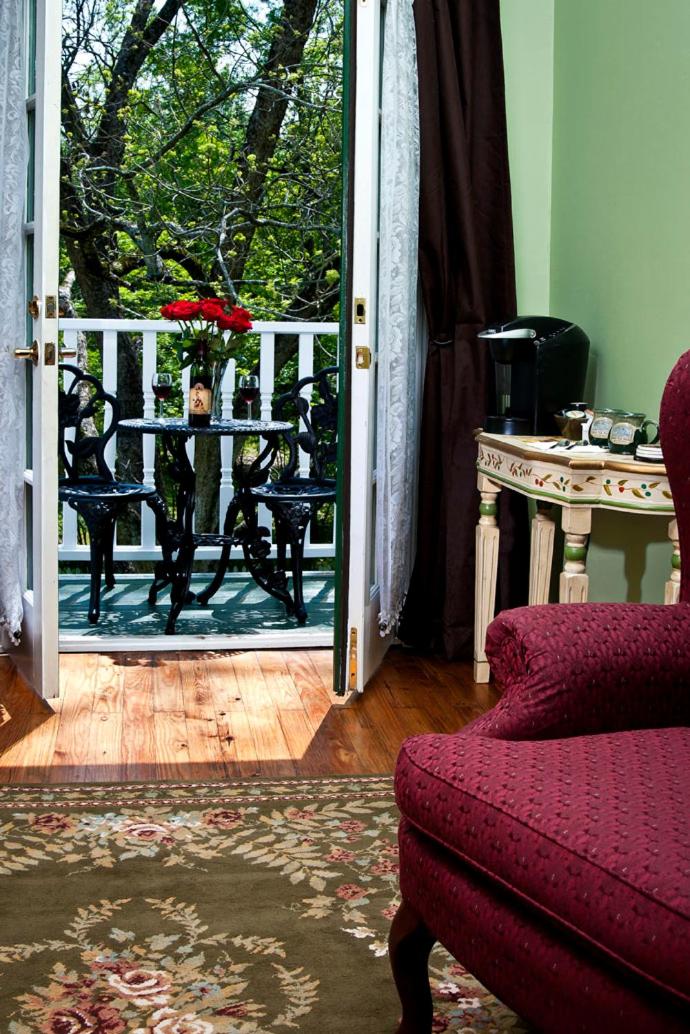 White Oak Manor Bed and Breakfast