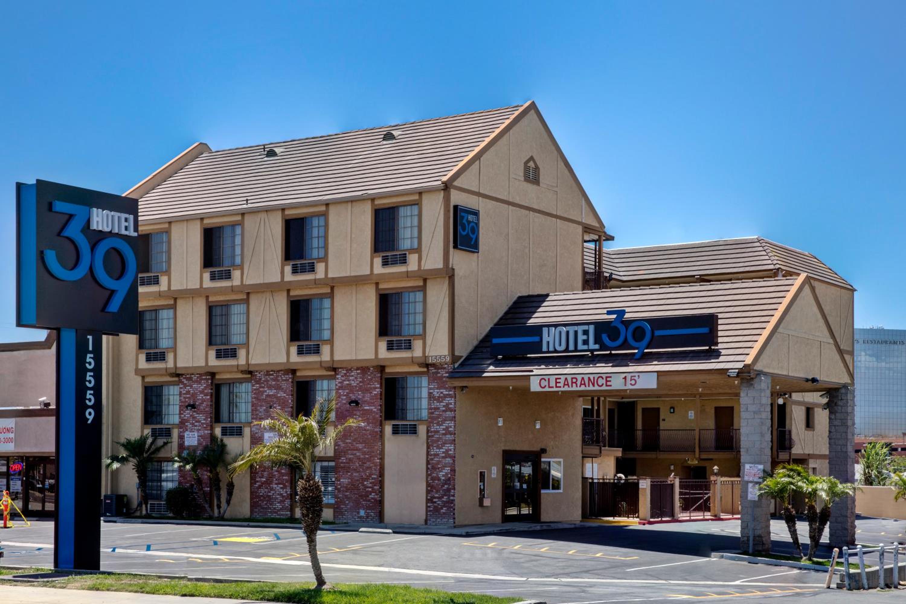 The Hotel 39, Kuva 17