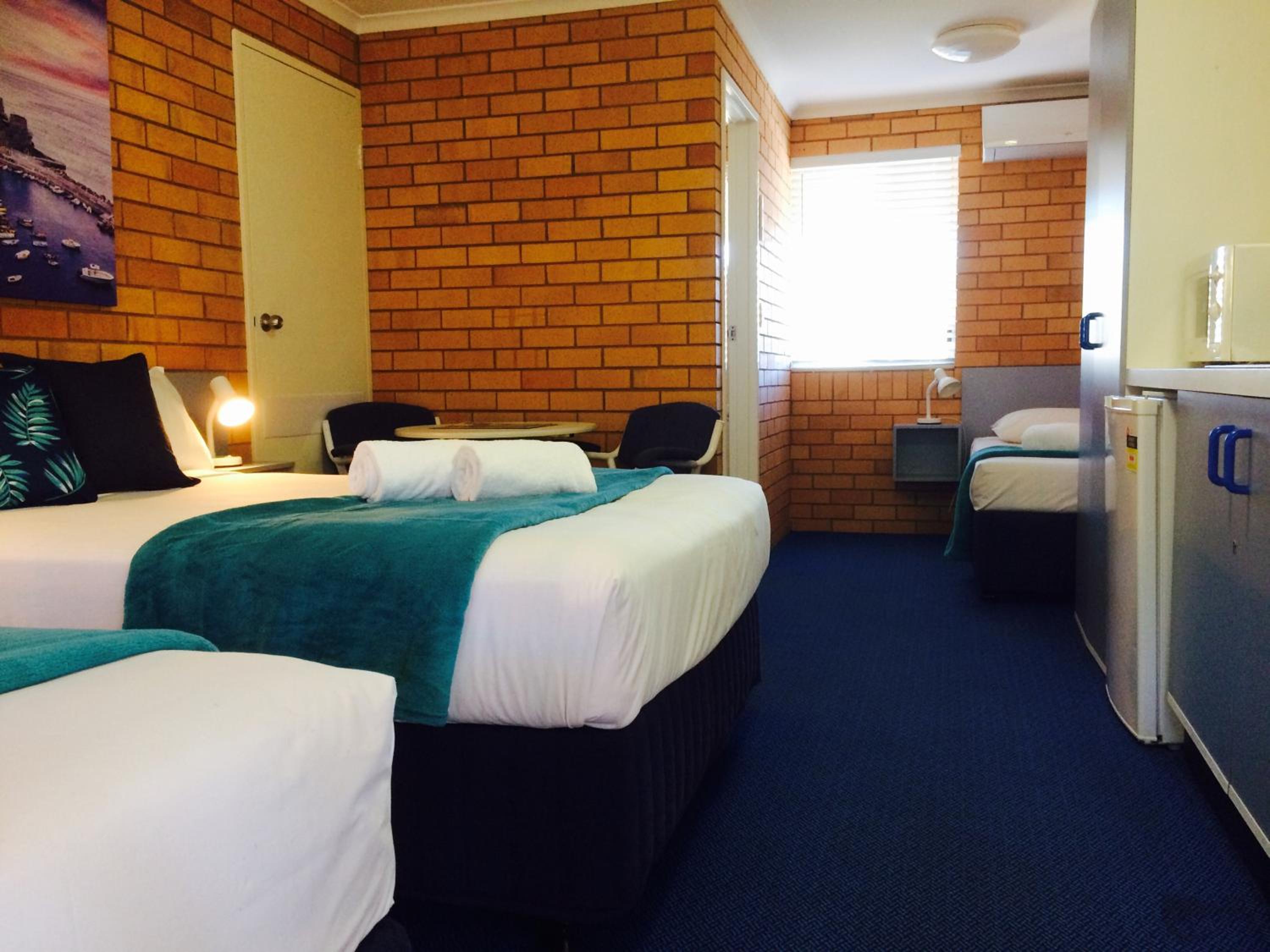 Bosuns Inn Motel