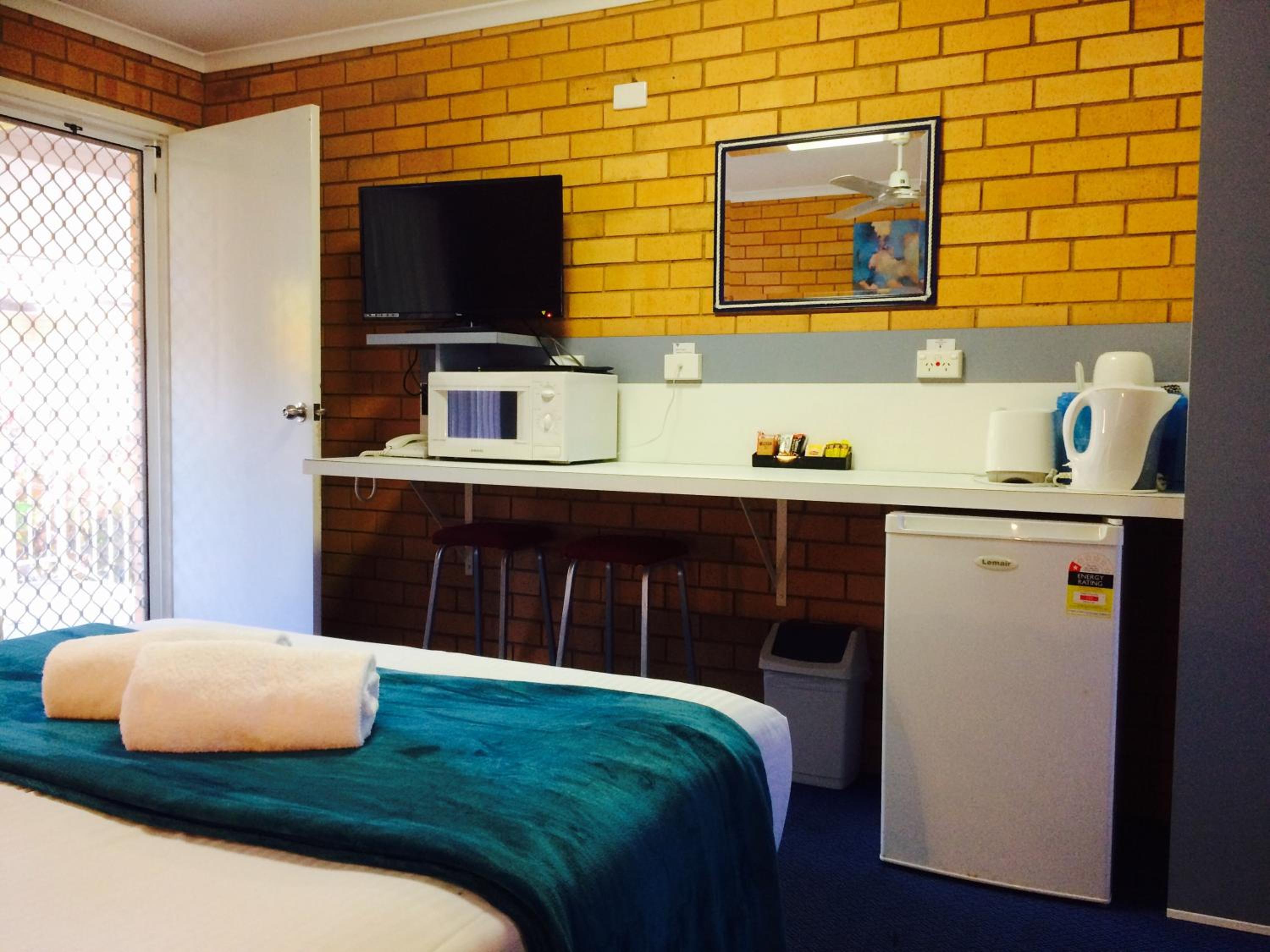 Bosuns Inn Motel