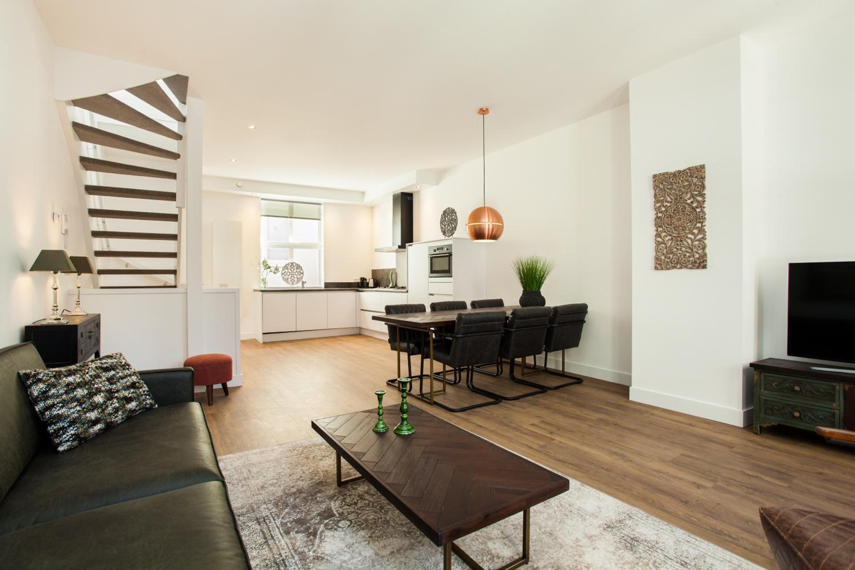 Stayci Serviced Apartments Royal Palace