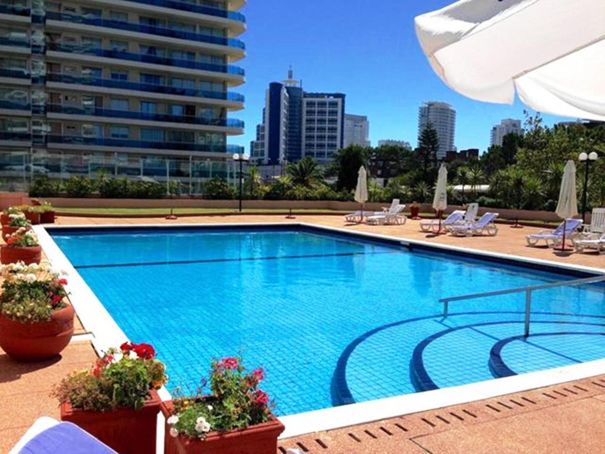 Edificio Long Beach view 3