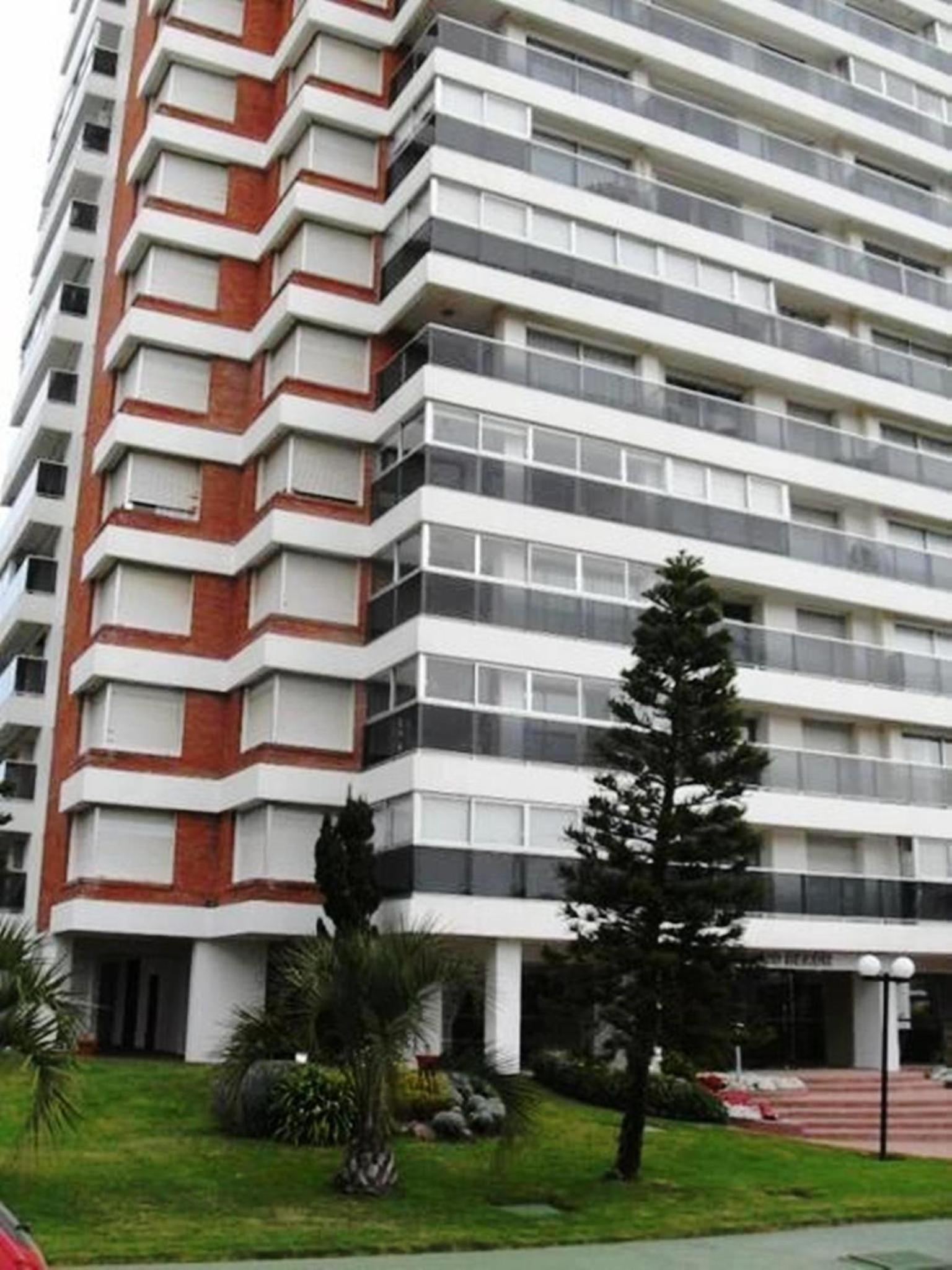 Edificio Long Beach view 2