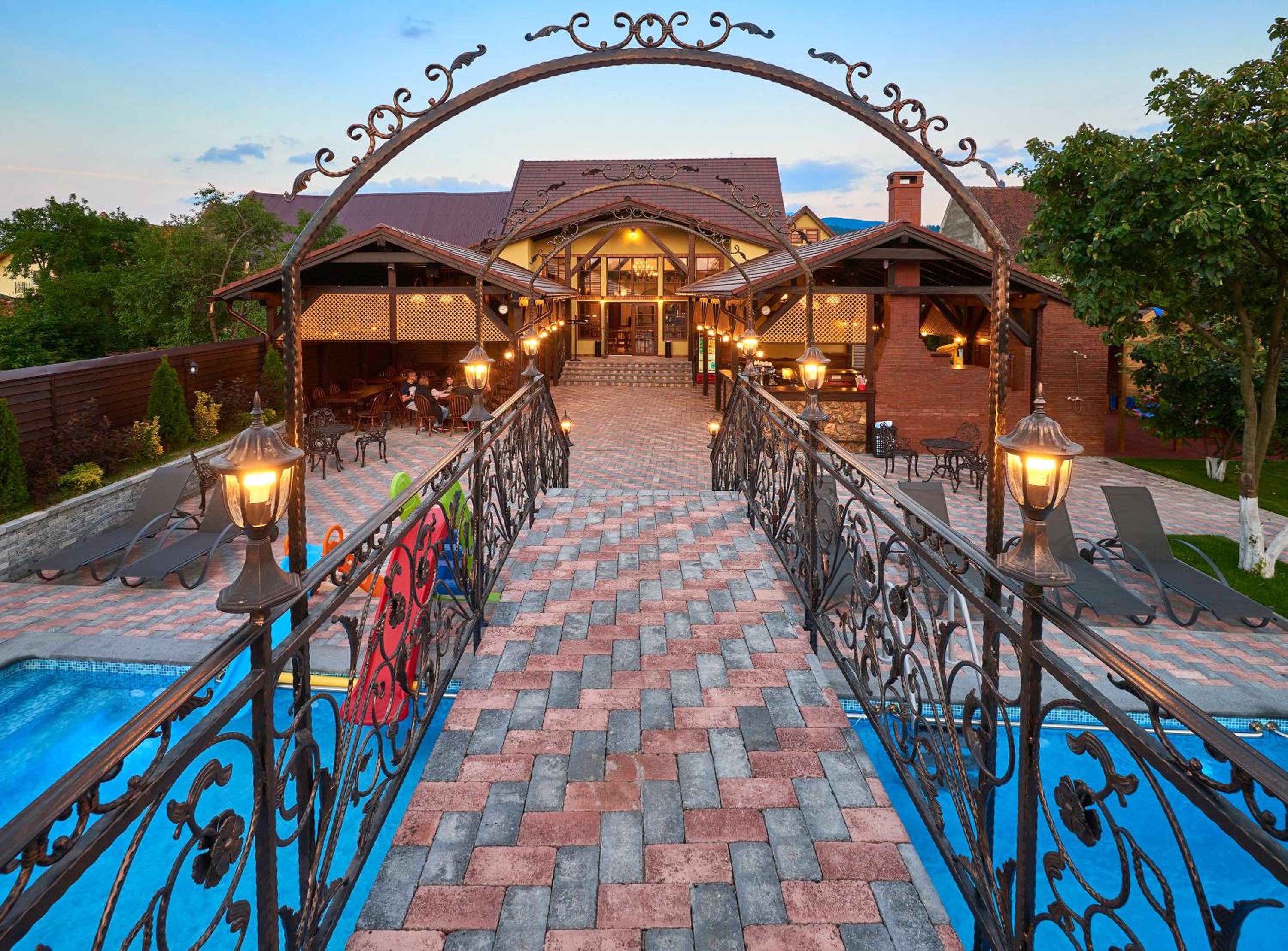 Resort Ambient
