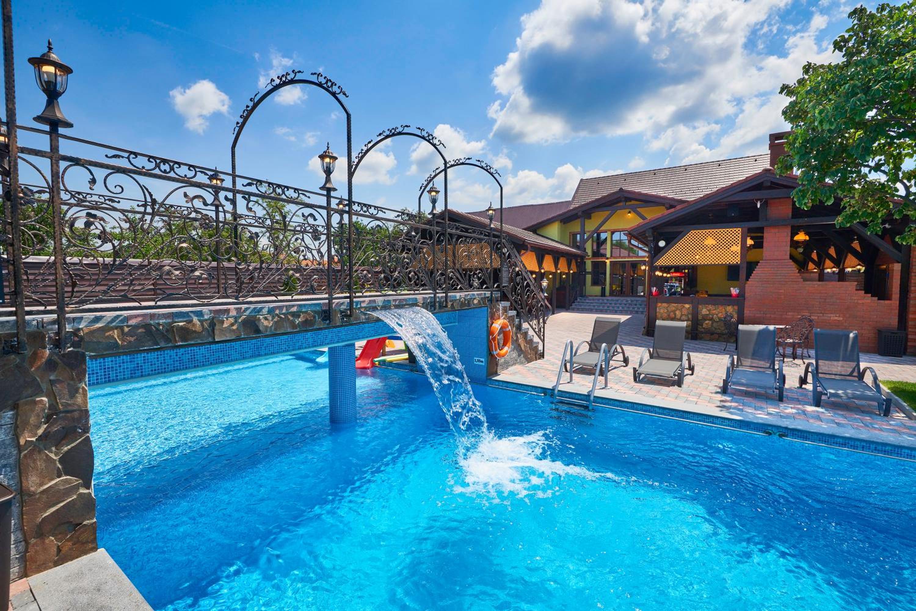 Resort Ambient - Image 4