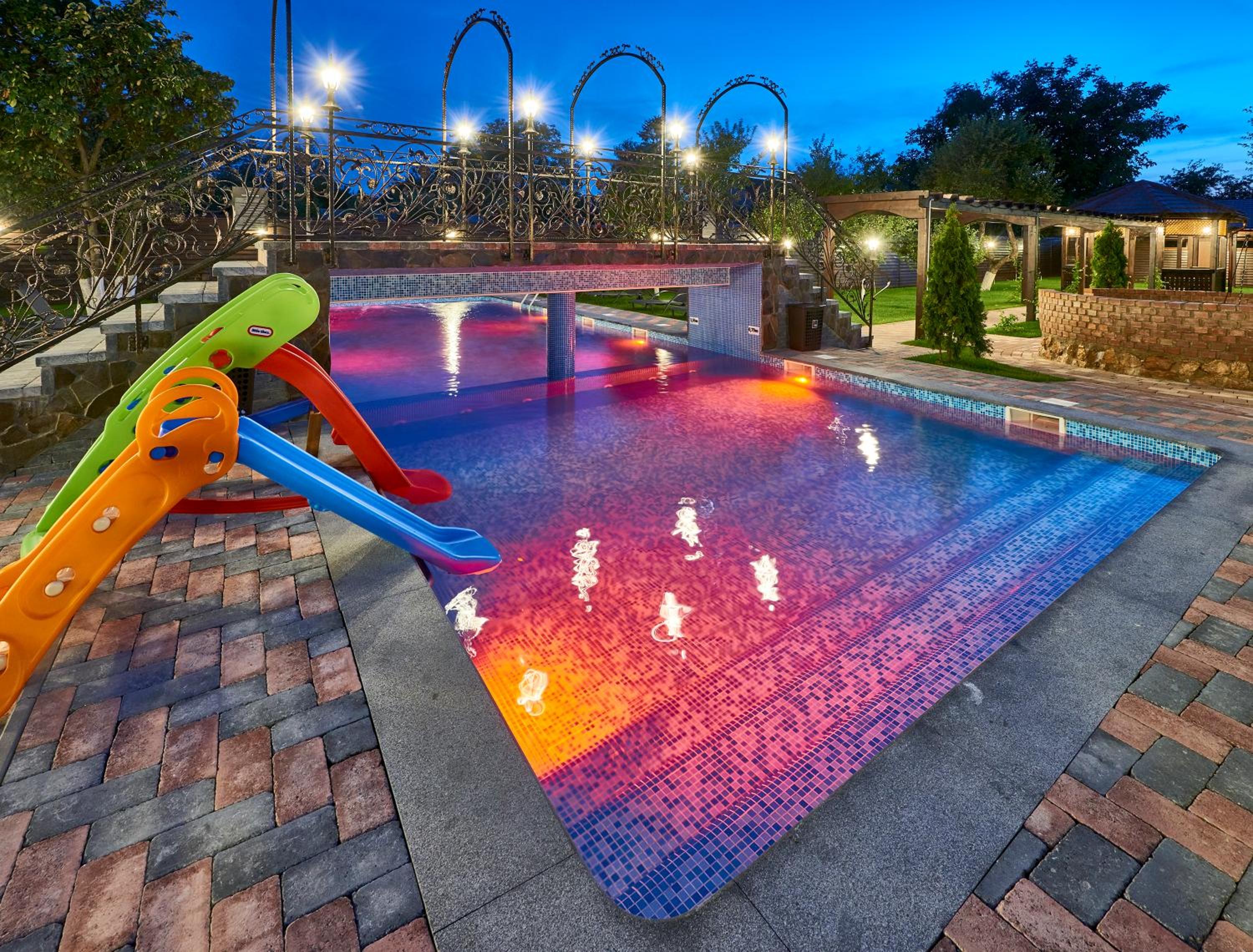 Resort Ambient - Image 2