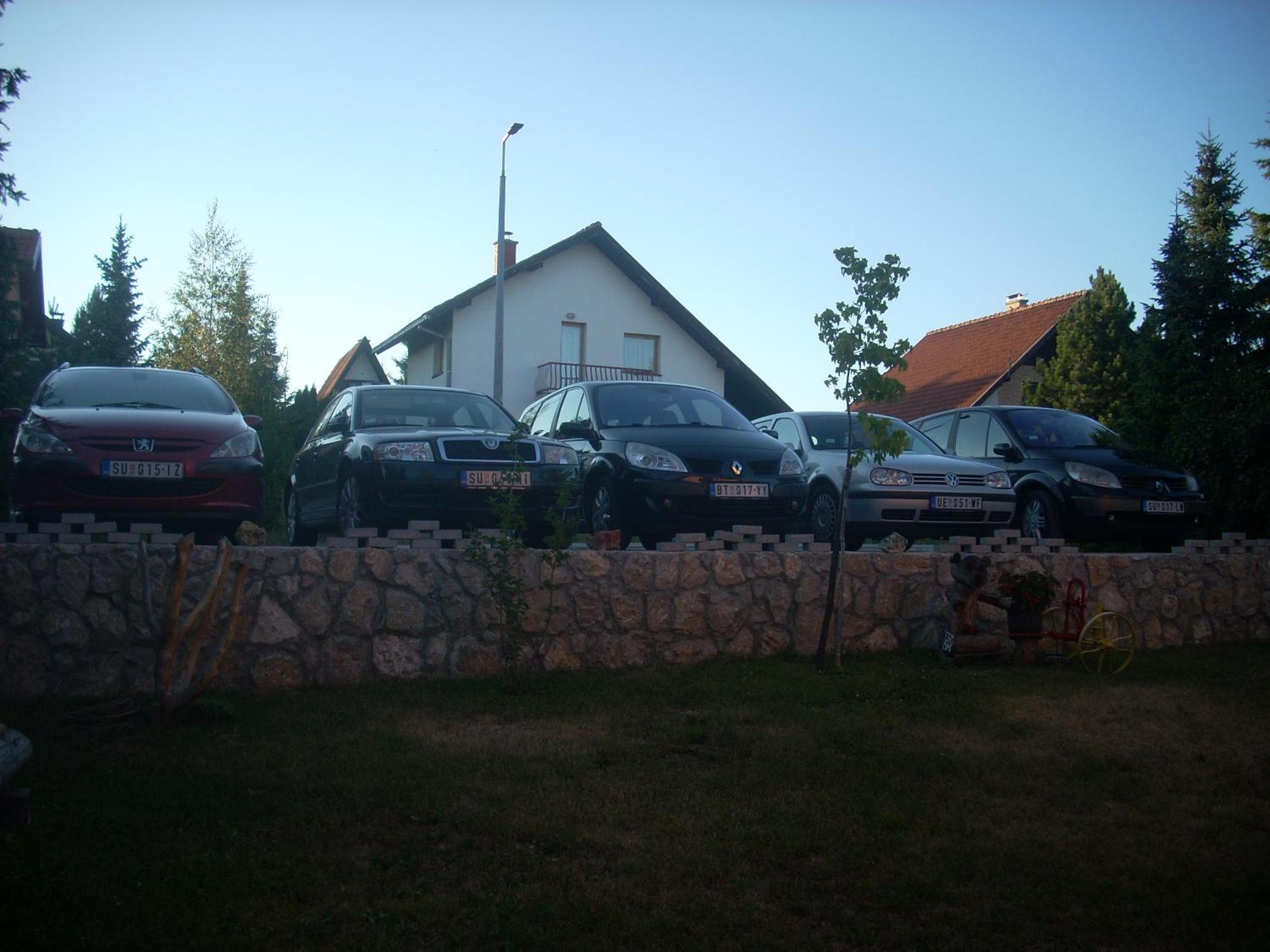 Photo 52